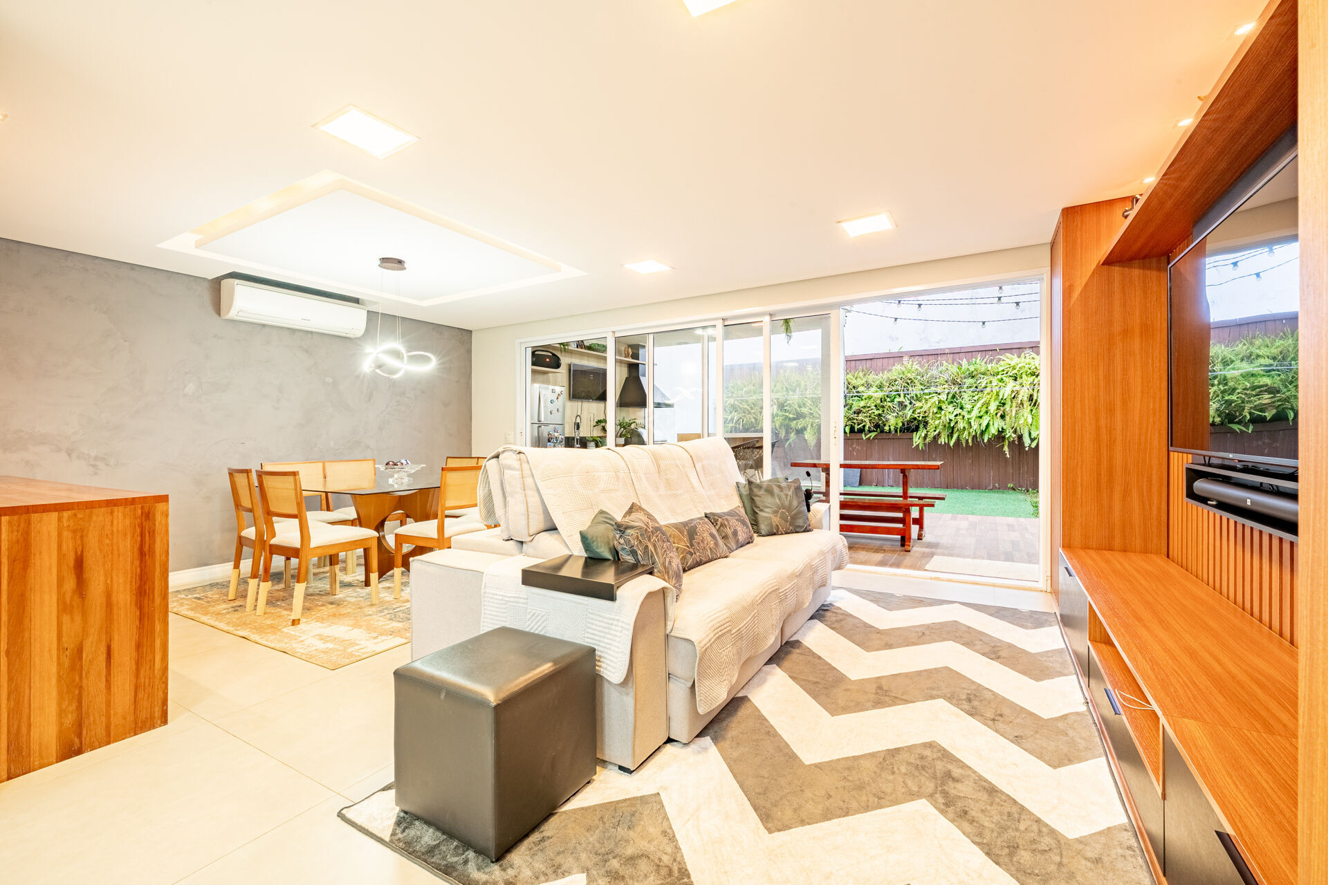Casa, 3 quartos, 180 m² - Foto 2