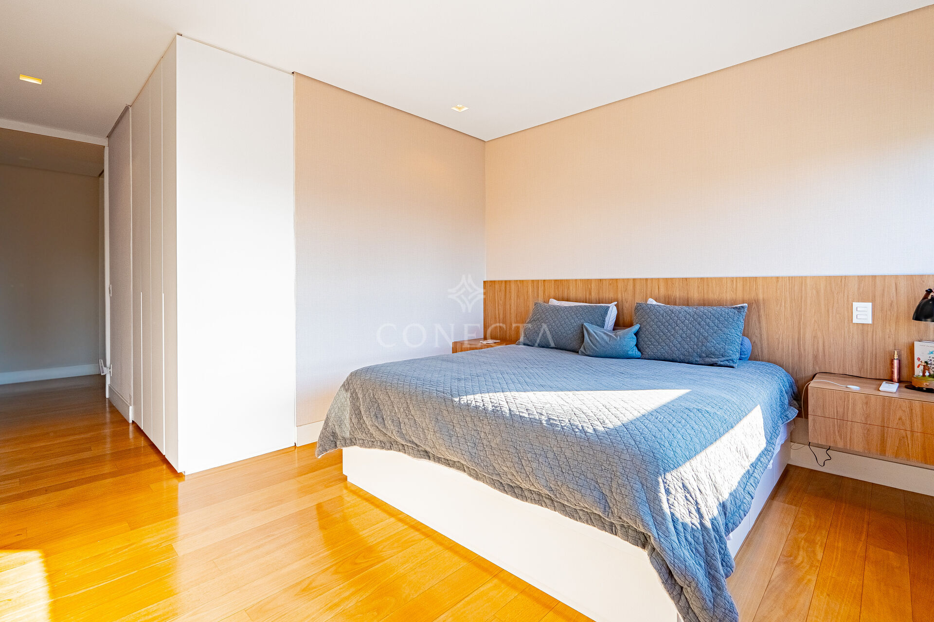 Apartamento à venda com 3 quartos, 228m² - Foto 22