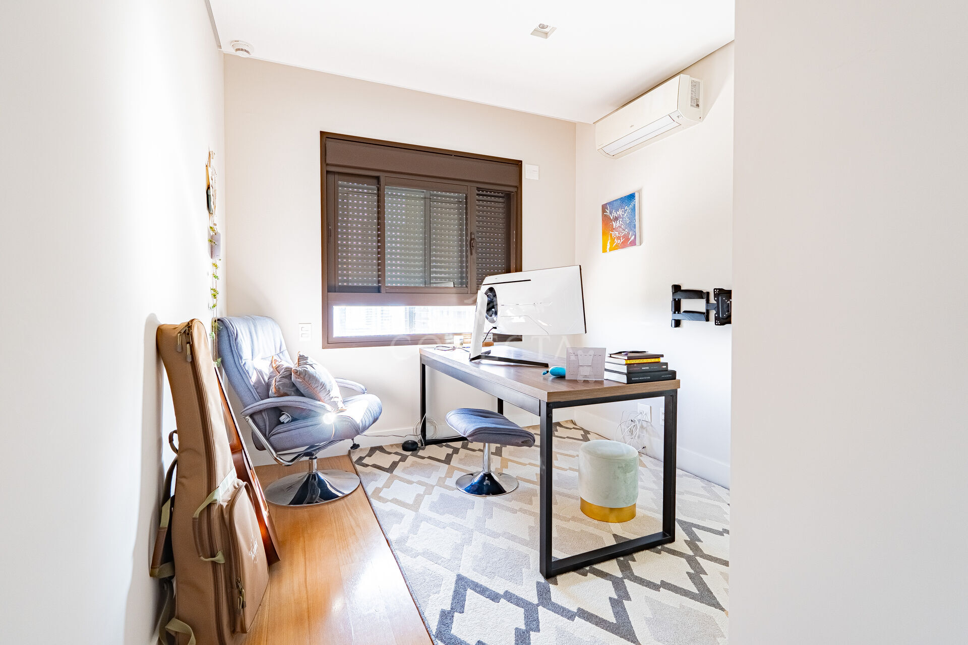 Apartamento à venda com 3 quartos, 228m² - Foto 12