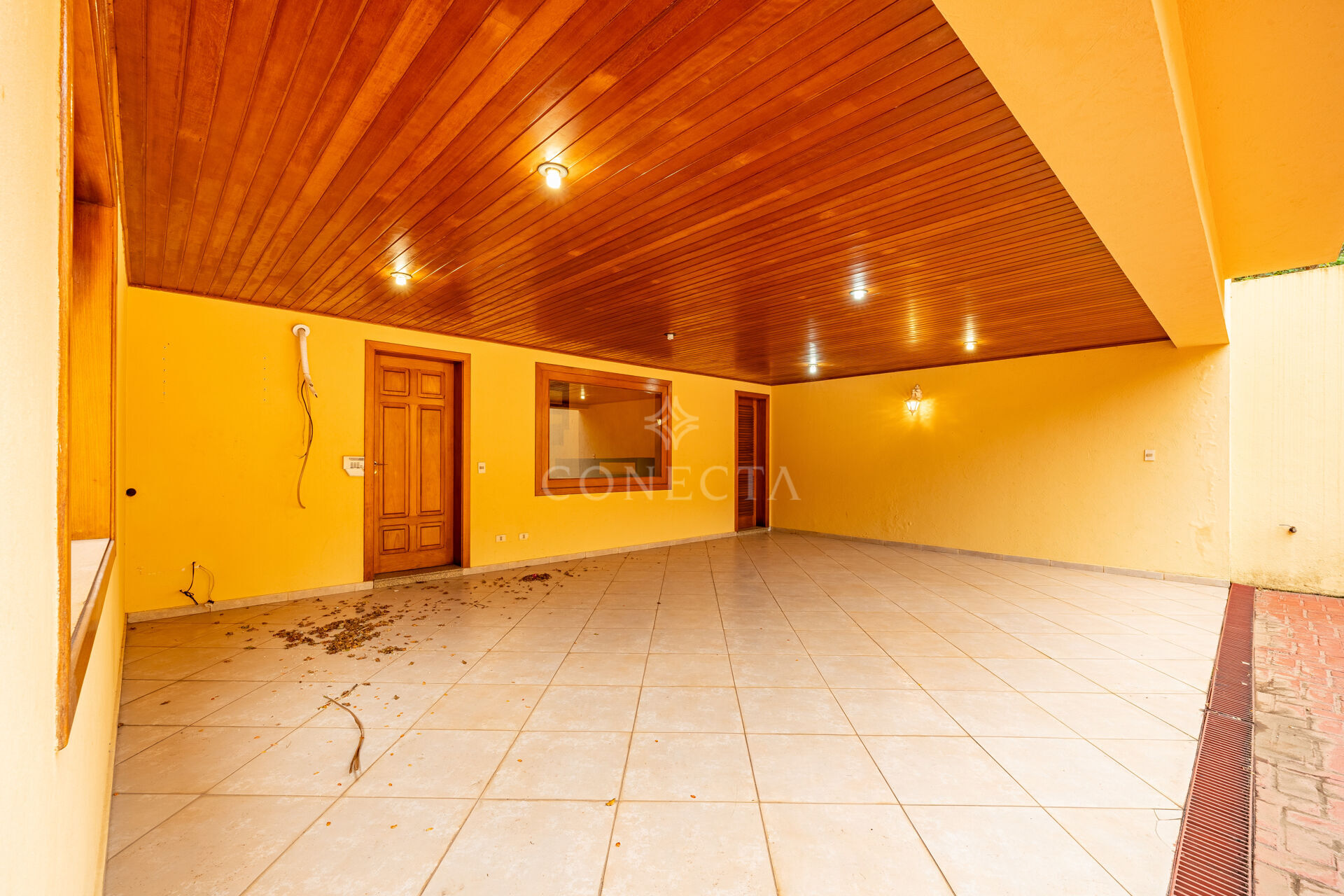 Casa para alugar com 4 quartos, 650m² - Foto 44