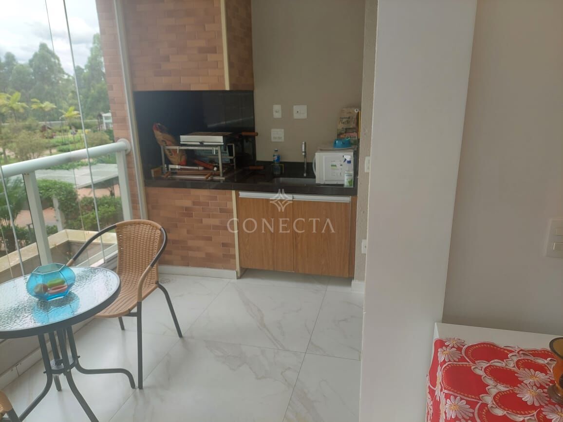 Apartamento à venda com 3 quartos, 136m² - Foto 4