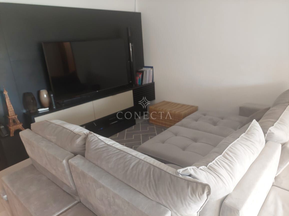 Apartamento à venda com 3 quartos, 136m² - Foto 2