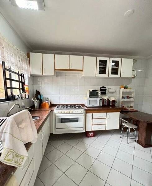 Casa à venda com 3 quartos, 429m² - Foto 10