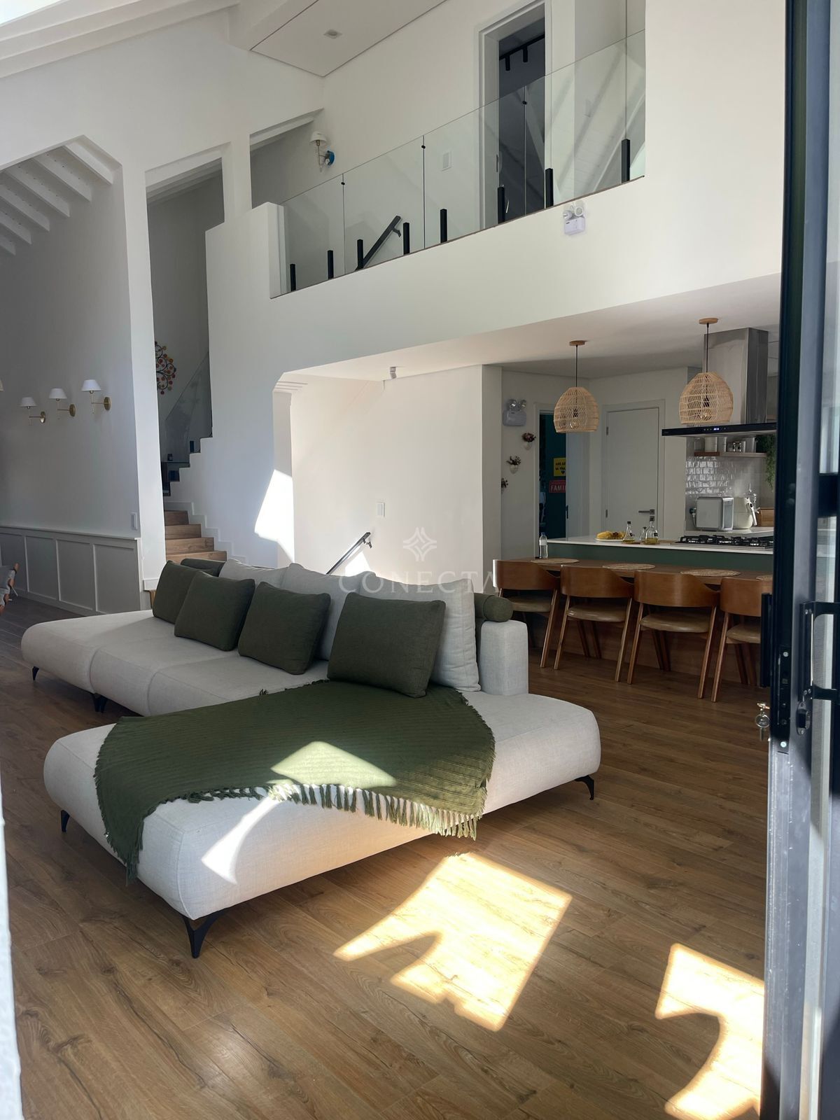 Casa, 4 quartos, 330 m² - Foto 2