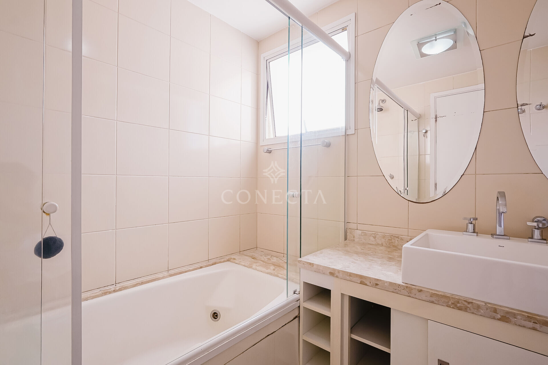 Apartamento para alugar com 3 quartos, 168m² - Foto 16