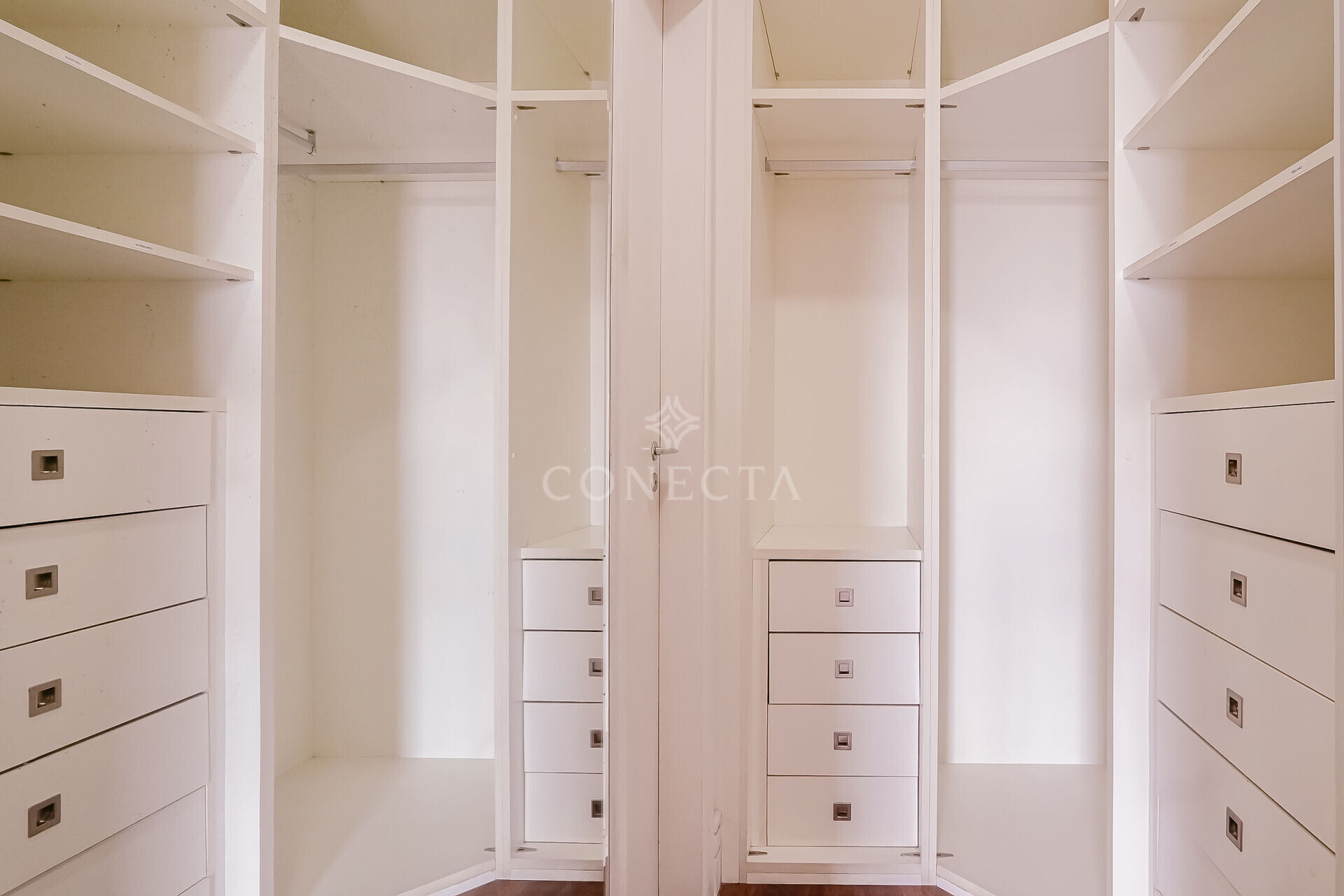 Apartamento para alugar com 3 quartos, 168m² - Foto 15