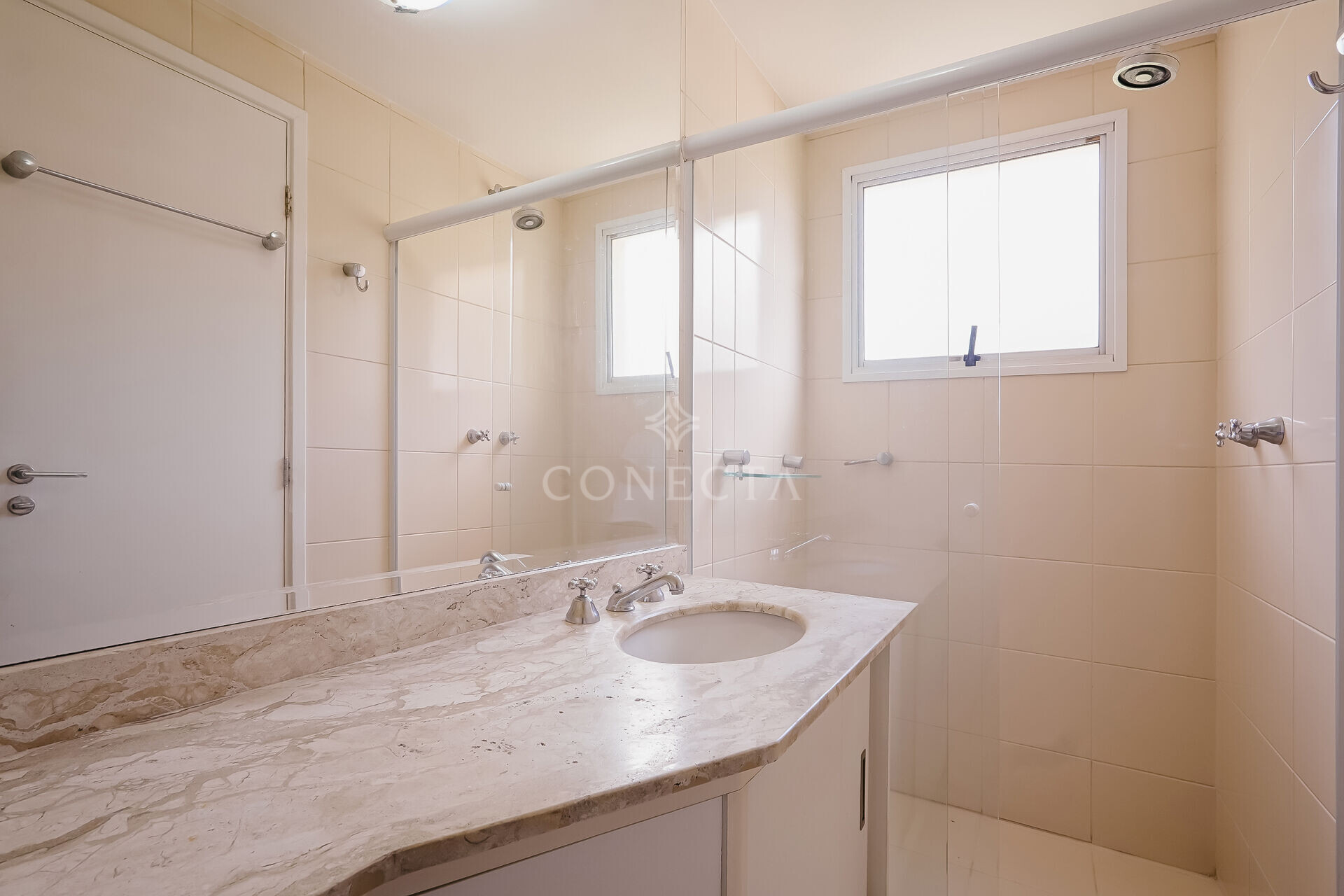 Apartamento para alugar com 3 quartos, 168m² - Foto 20