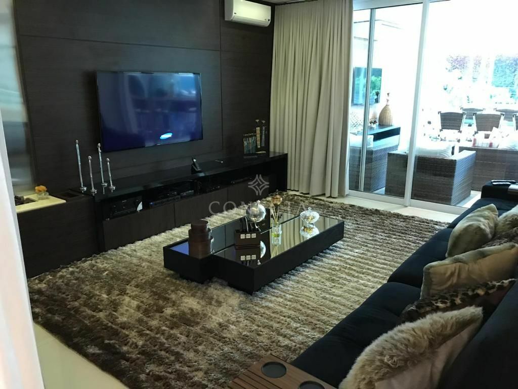 Casa à venda com 4 quartos, 675m² - Foto 11