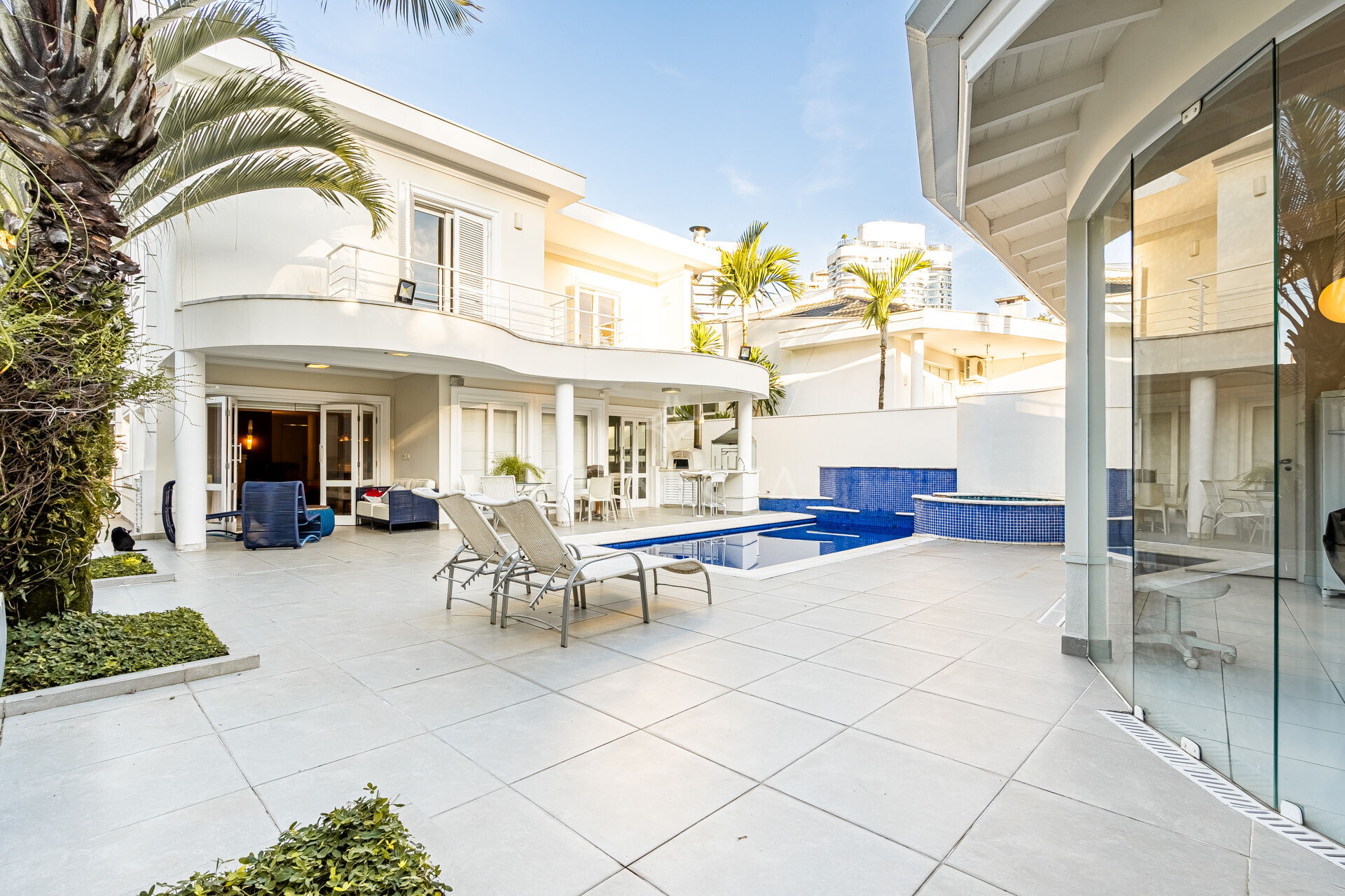 Casa, 4 quartos, 445 m² - Foto 2