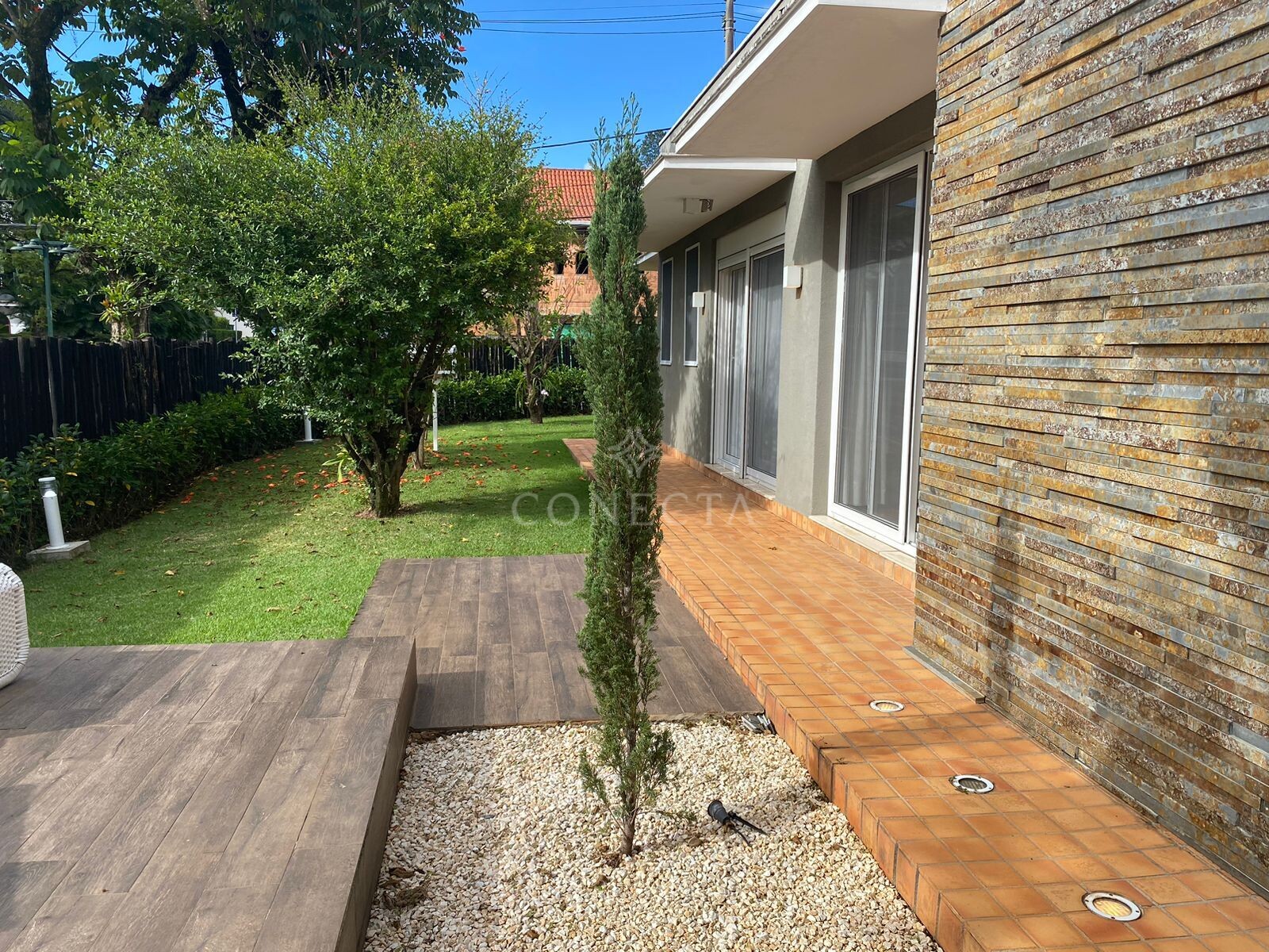 Casa à venda com 2 quartos, 400m² - Foto 25