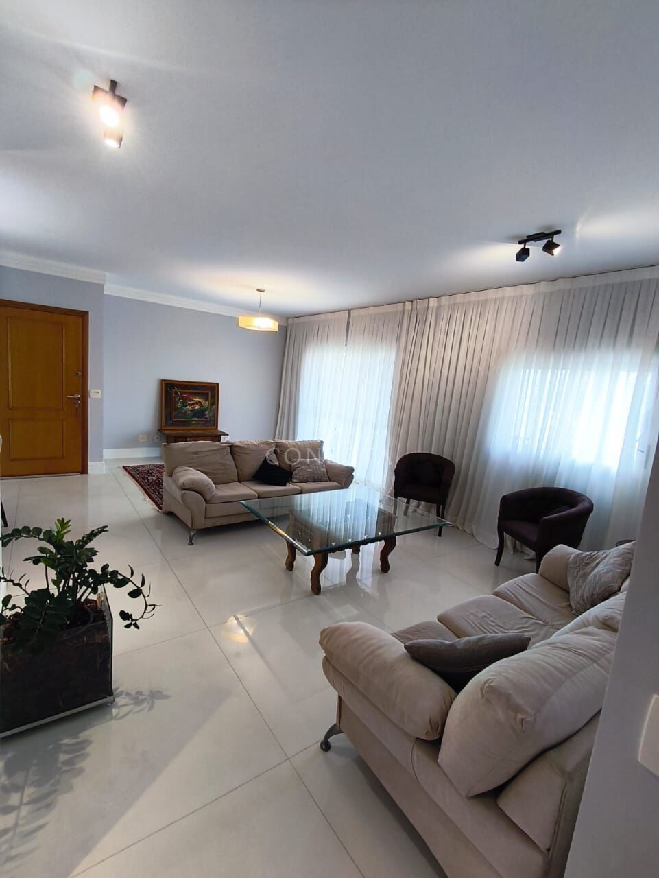 Apartamento, 3 quartos, 139 m² - Foto 2