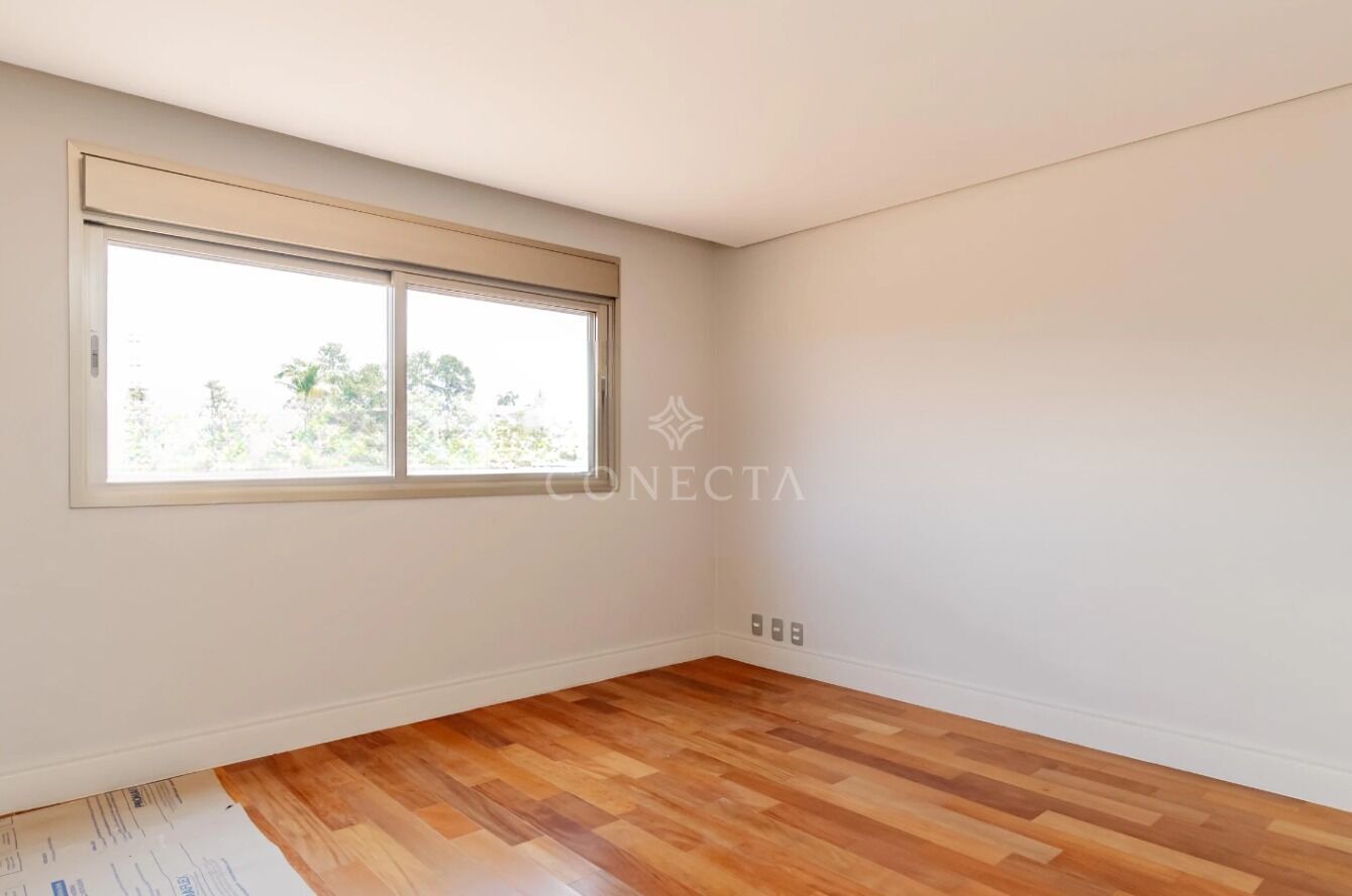 Casa à venda com 4 quartos, 530m² - Foto 13