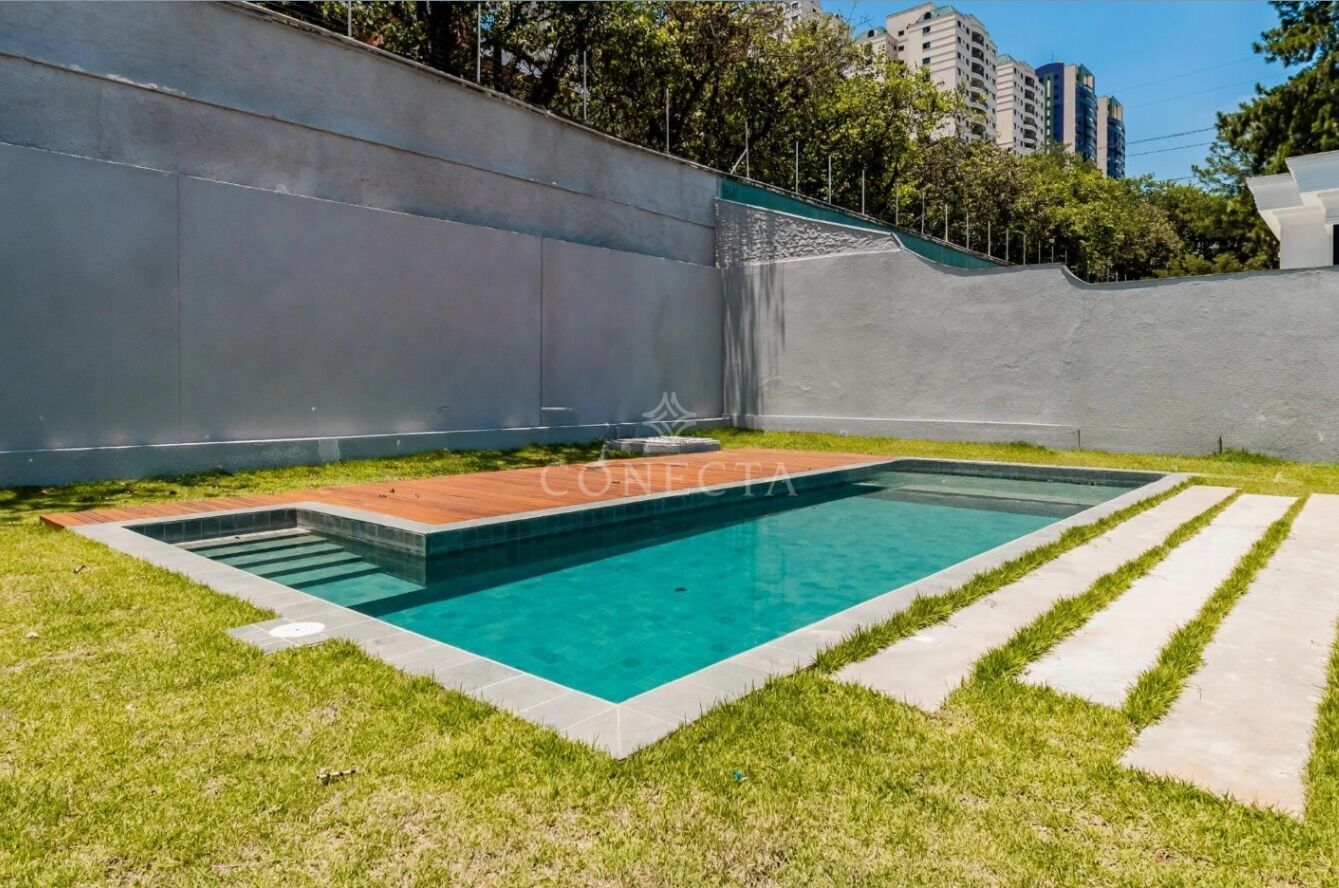 Casa à venda com 4 quartos, 530m² - Foto 4