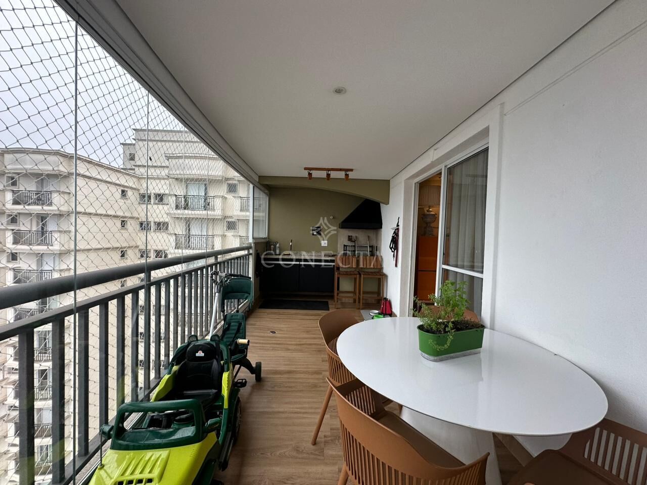 Apartamento para alugar com 3 quartos, 170m² - Foto 1