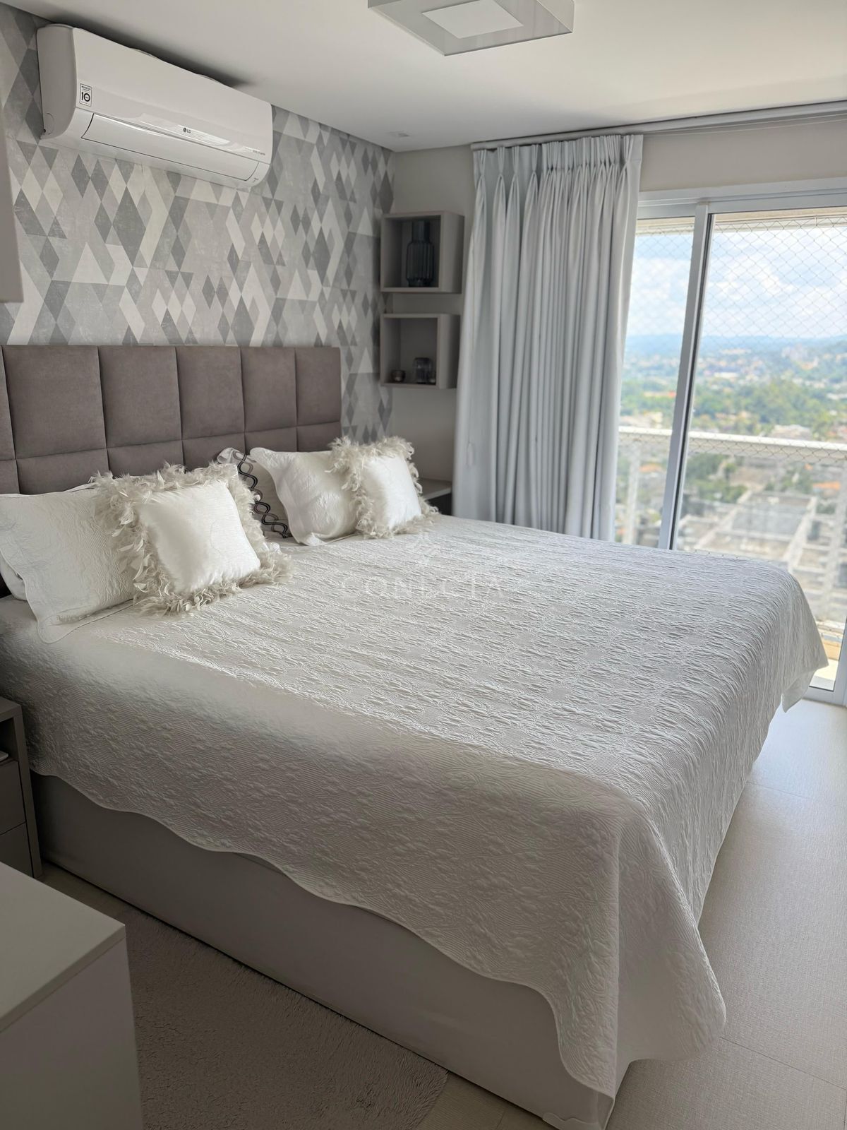 Apartamento à venda com 3 quartos, 134m² - Foto 13