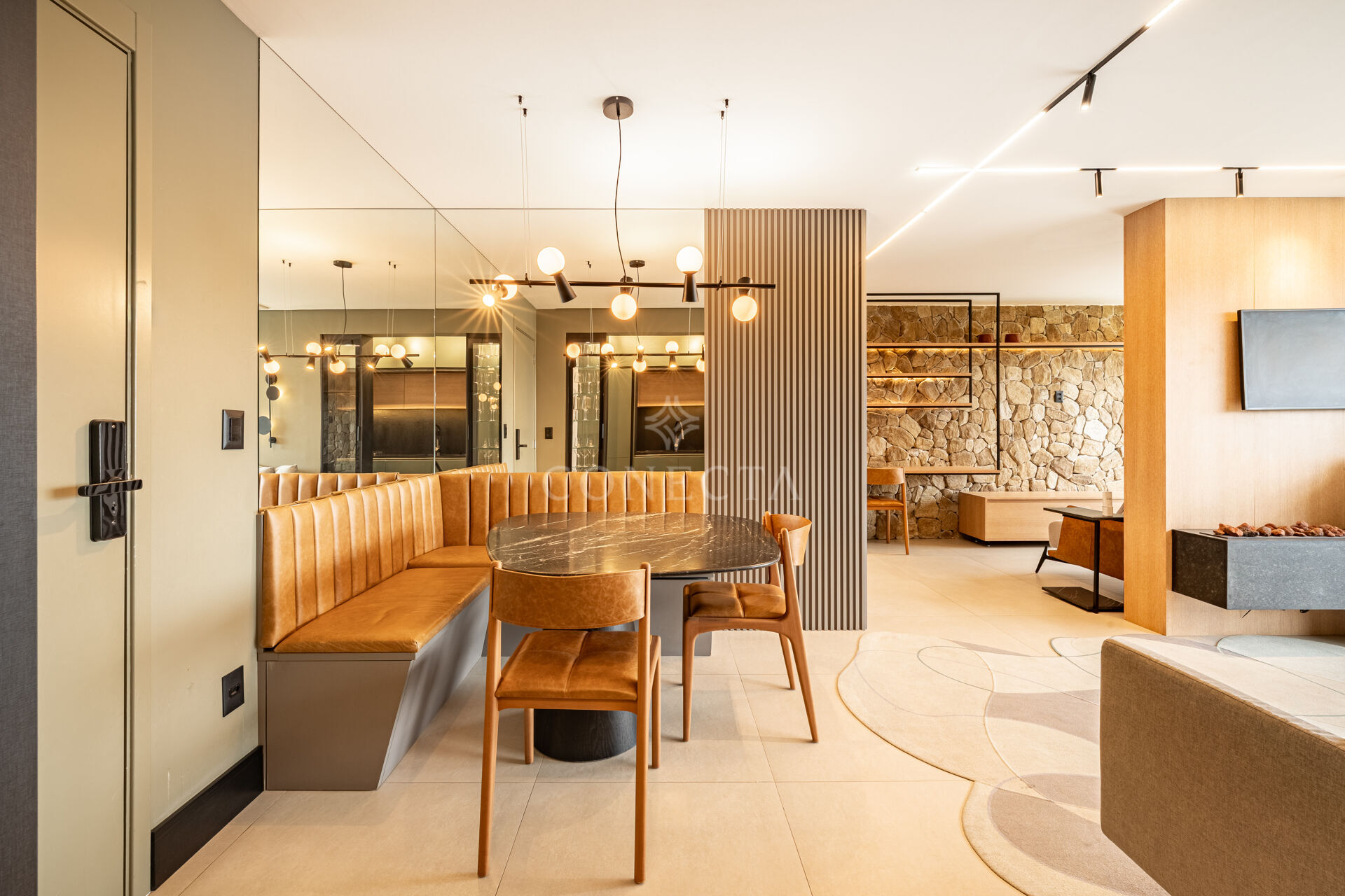 Apartamento, 1 quarto, 70 m² - Foto 2