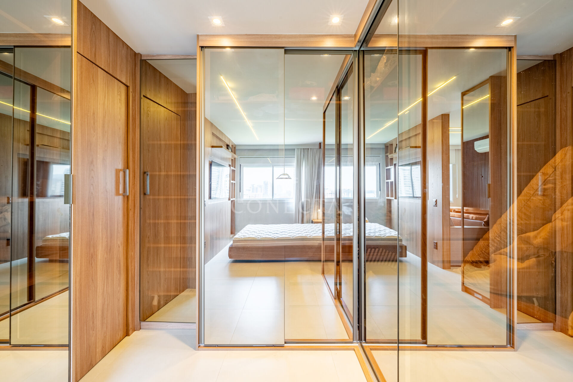 Apartamento à venda com 1 quarto, 54m² - Foto 16
