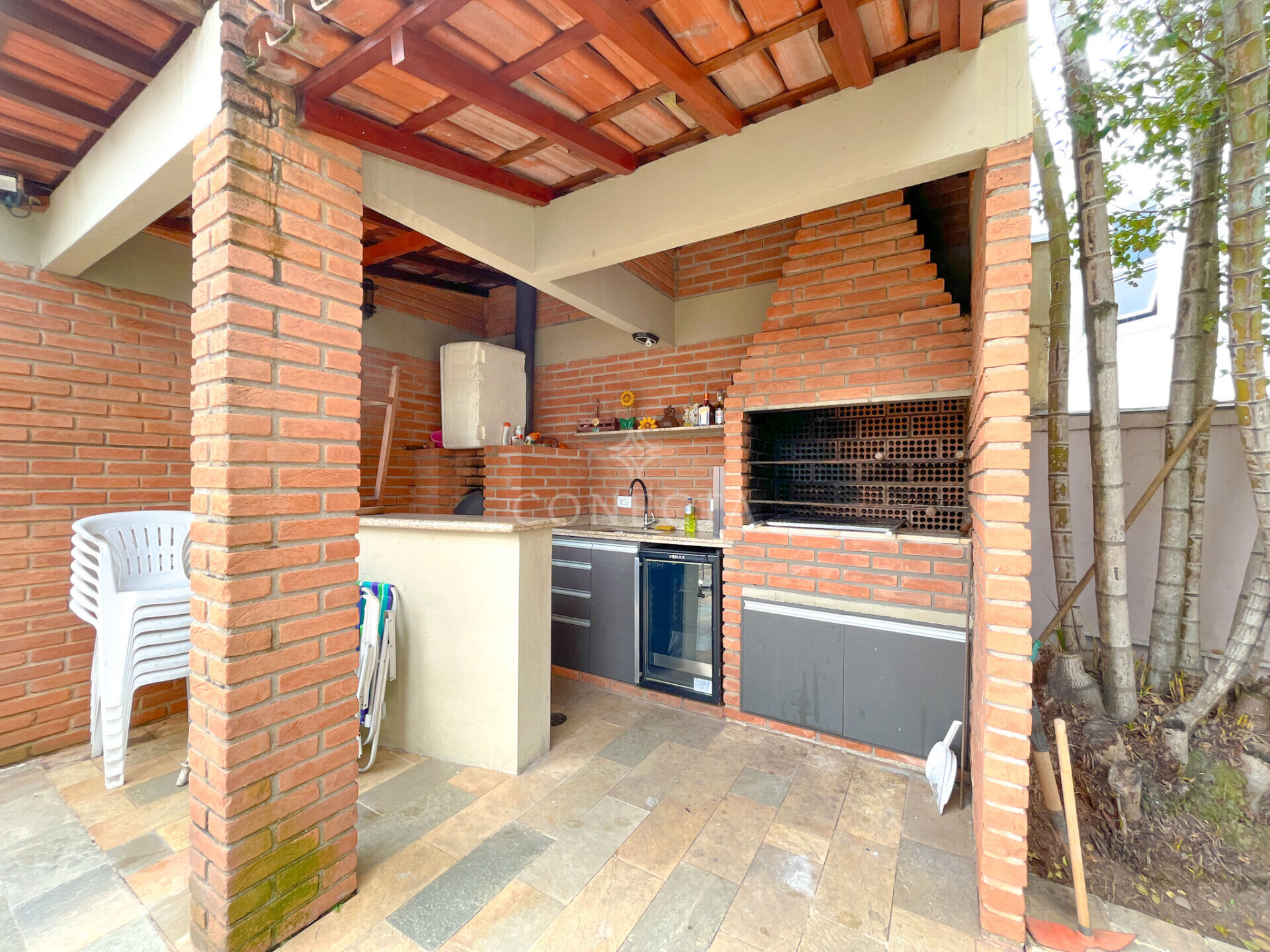 Casa à venda com 4 quartos, 302m² - Foto 12