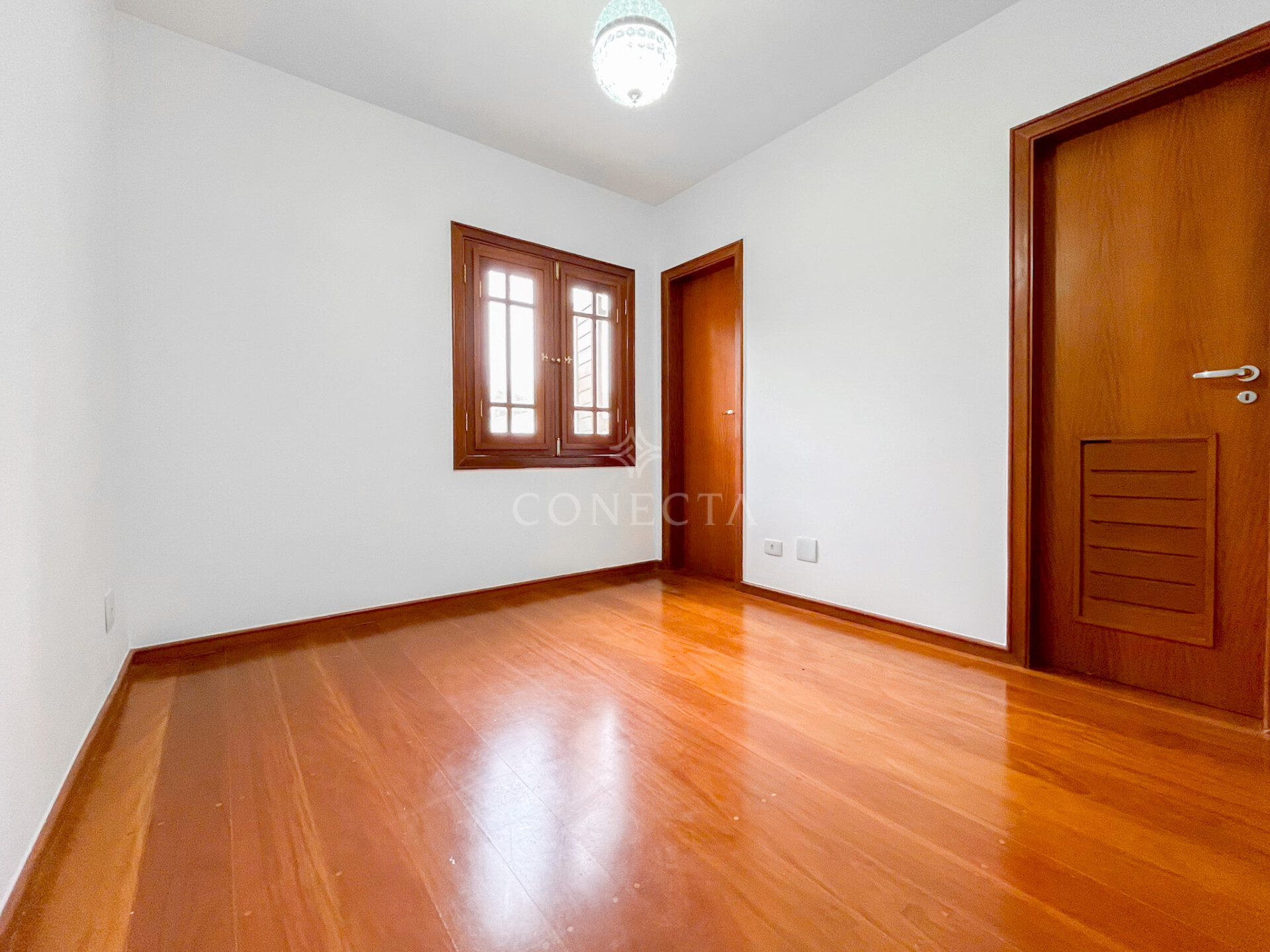 Casa à venda com 4 quartos, 550m² - Foto 25