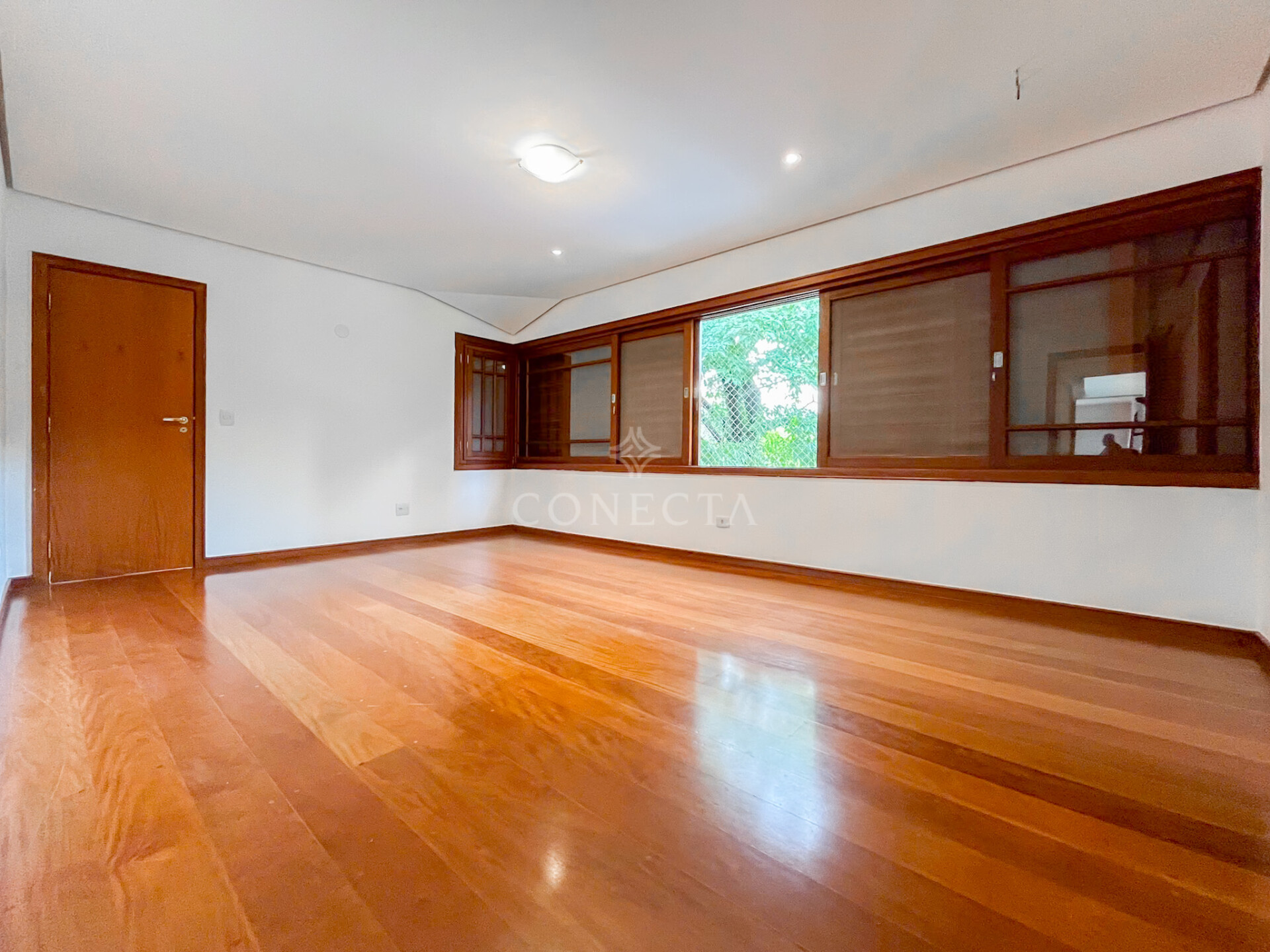 Casa à venda com 4 quartos, 550m² - Foto 27