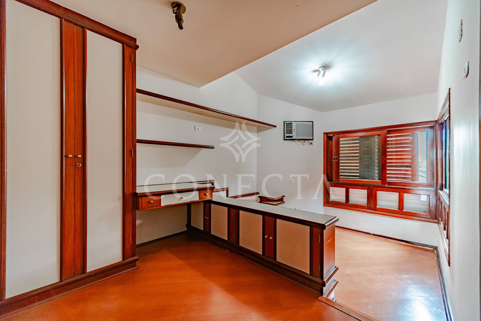 Casa à venda com 3 quartos, 420m² - Foto 14