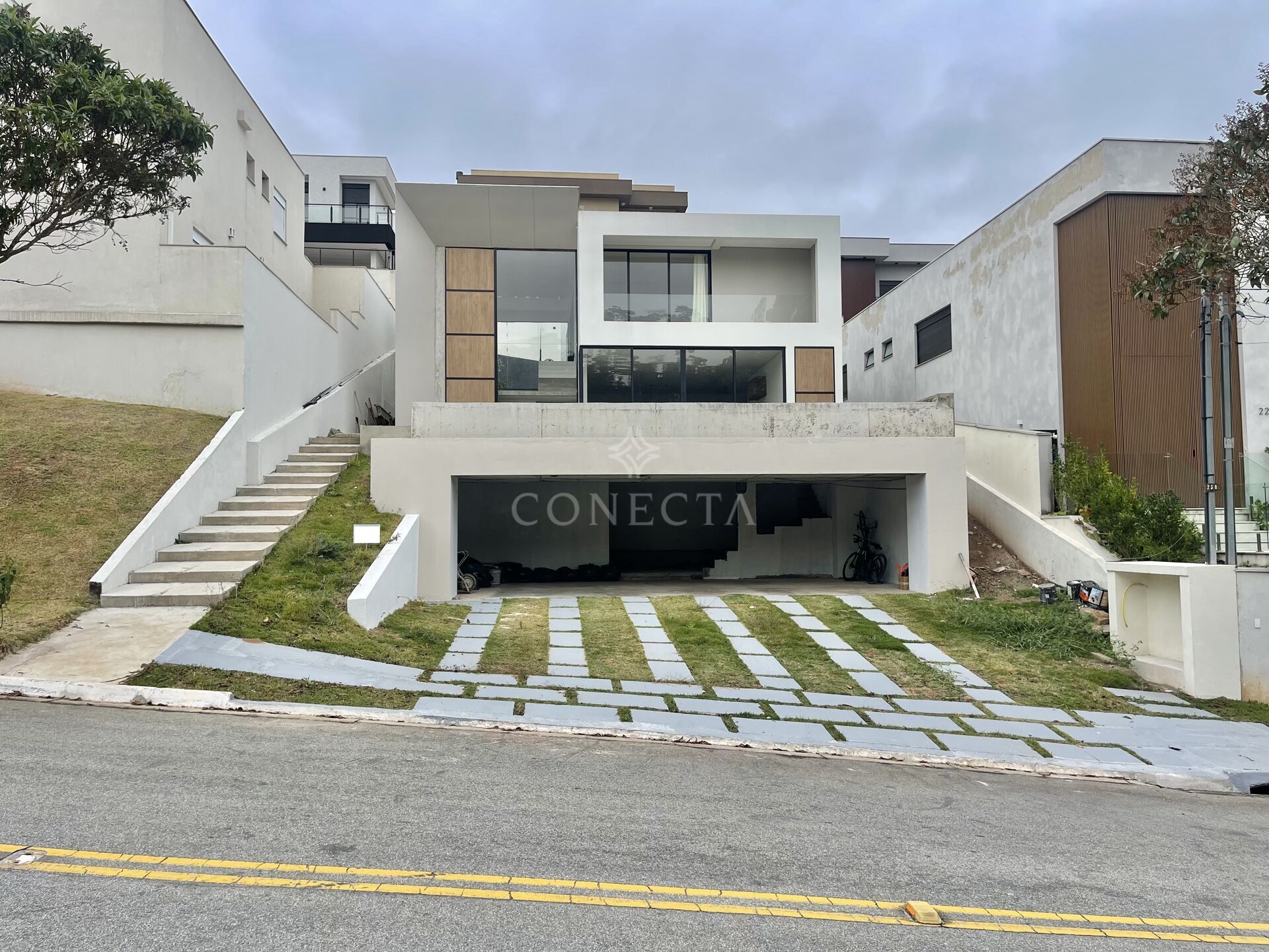 Casa, 3 quartos, 335 m² - Foto 1