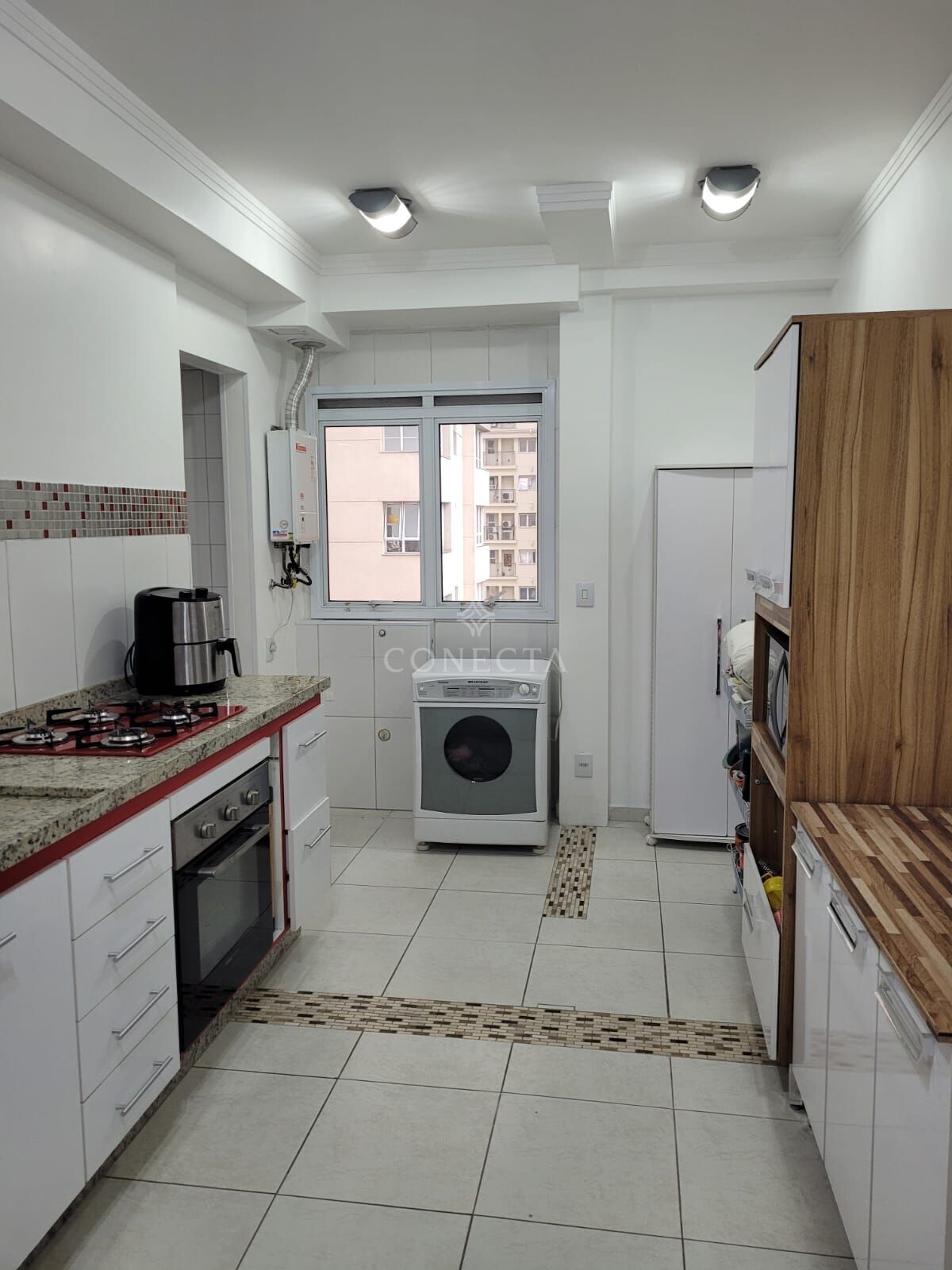 Apartamento à venda com 3 quartos, 107m² - Foto 7