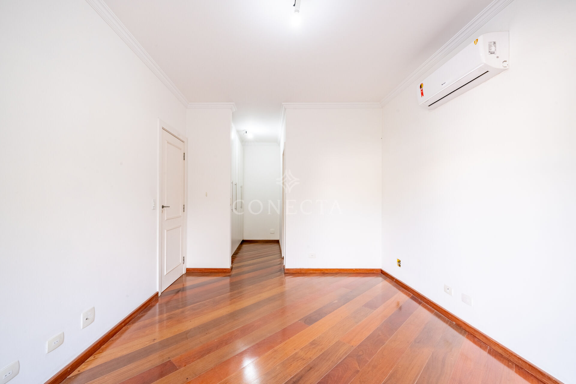Casa à venda com 5 quartos, 598m² - Foto 35