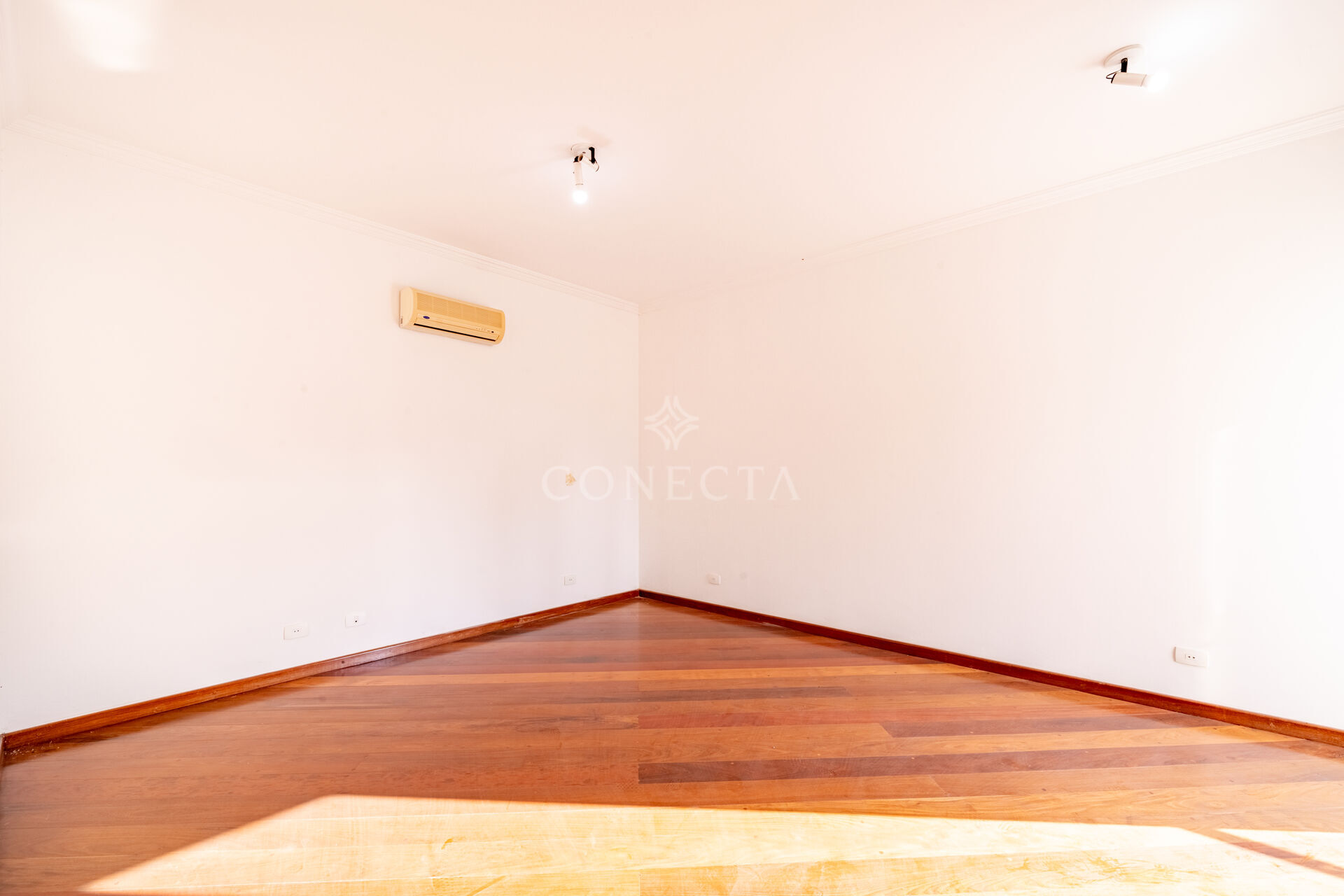 Casa à venda com 5 quartos, 598m² - Foto 44