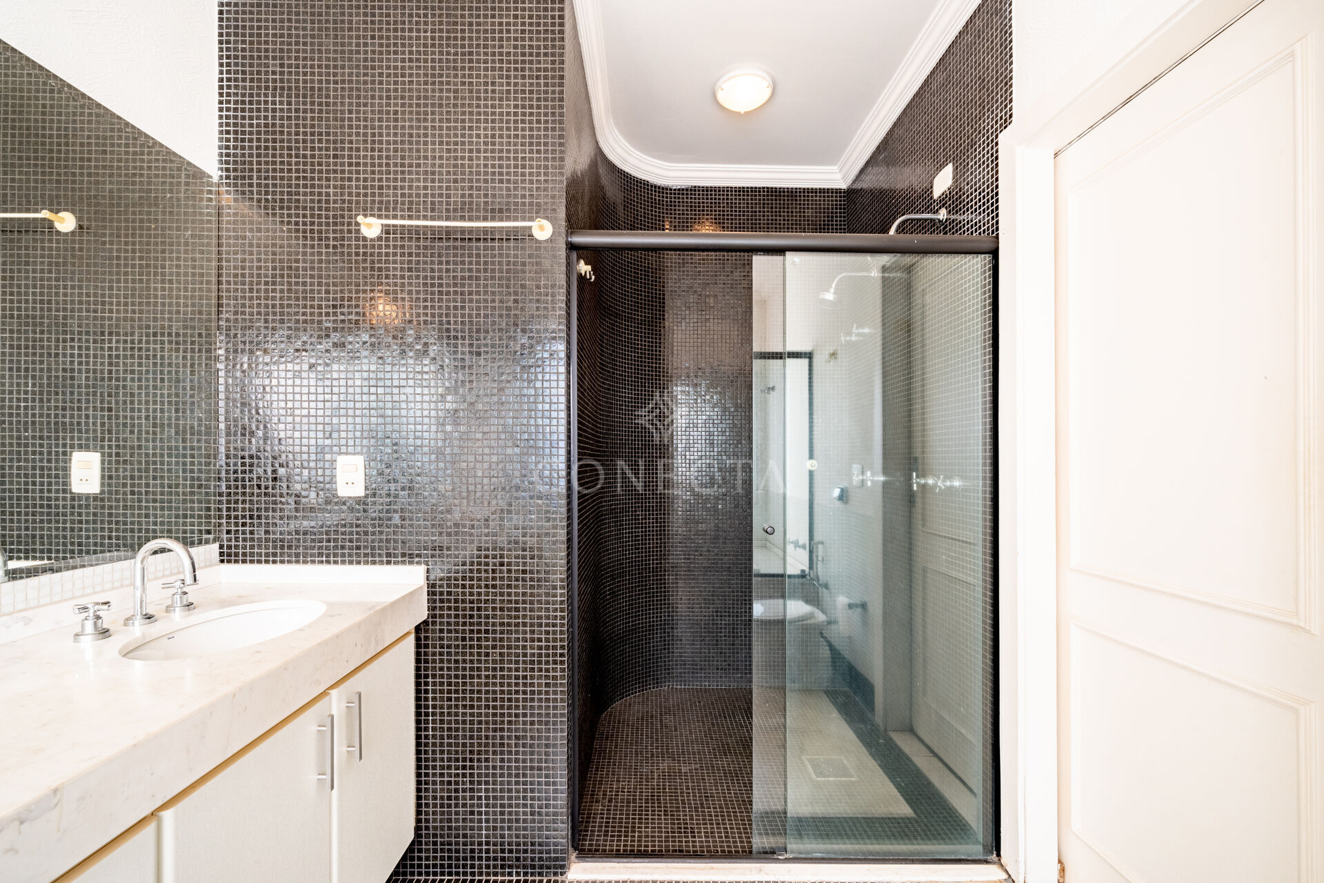 Casa à venda com 5 quartos, 598m² - Foto 42