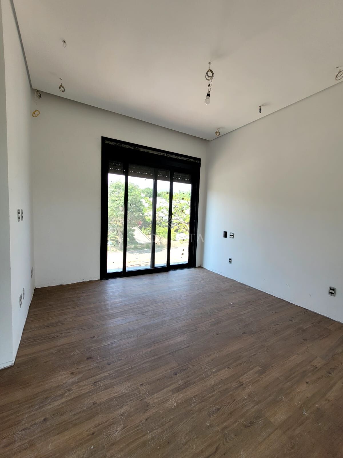 Casa à venda com 5 quartos, 449m² - Foto 4