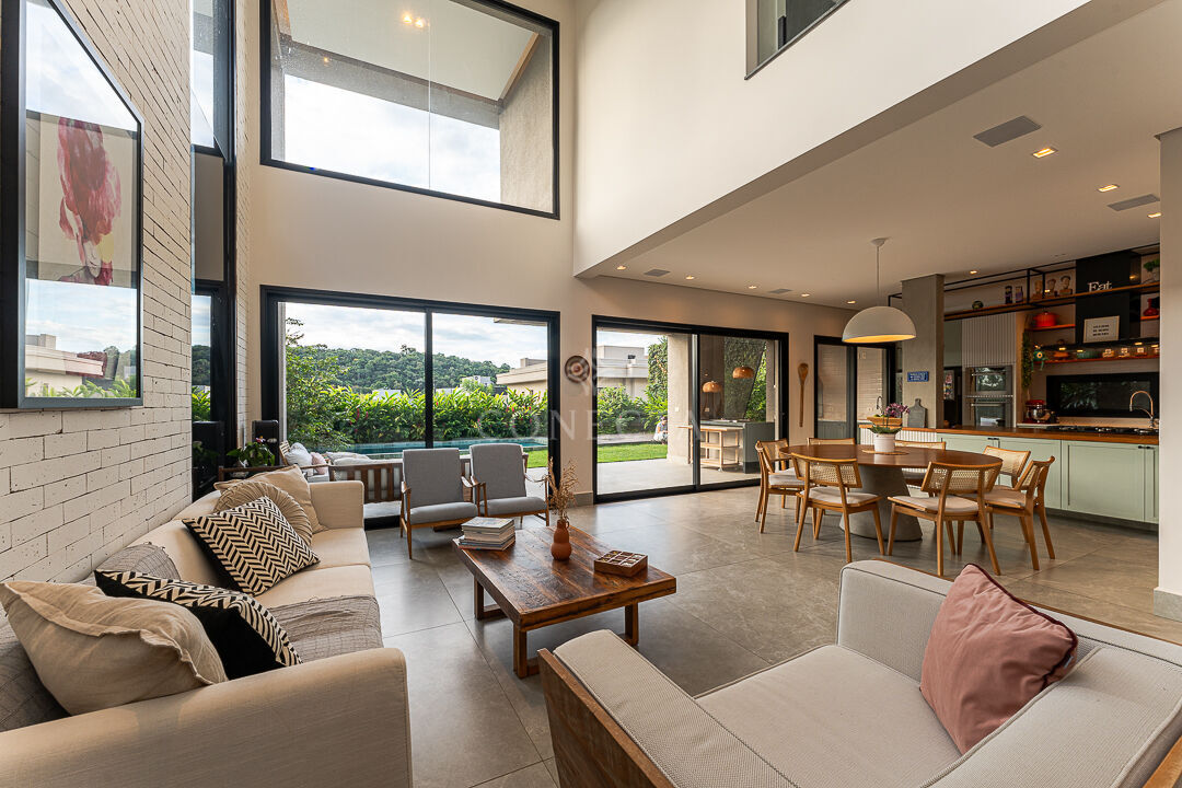 Casa, 4 quartos, 380 m² - Foto 4