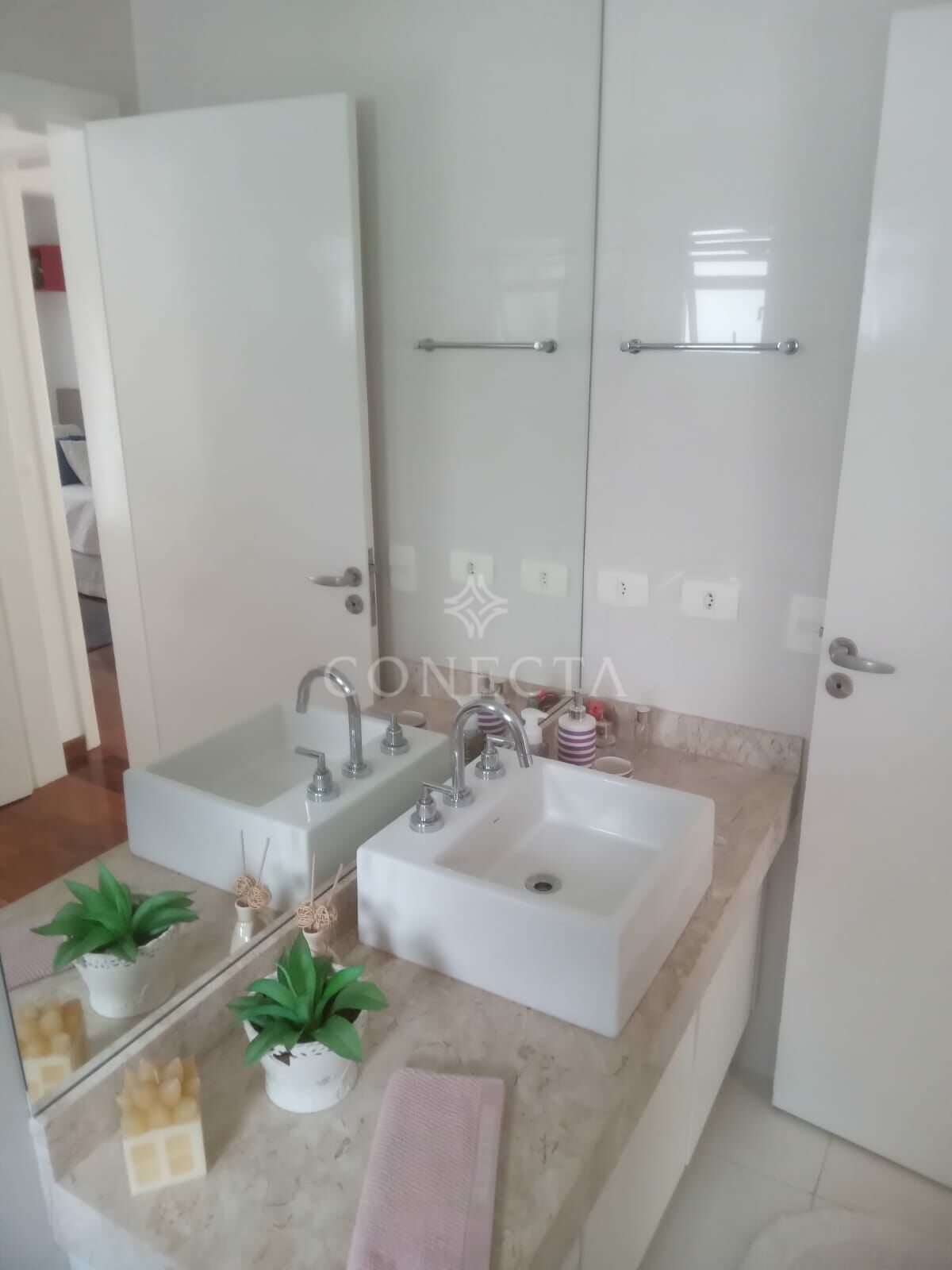 Casa à venda com 3 quartos, 300m² - Foto 18