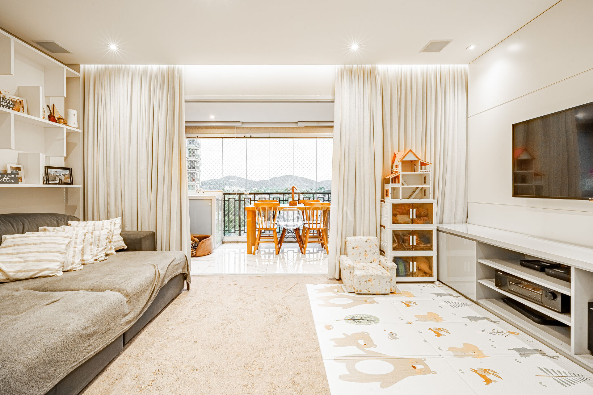 Apartamento à venda com 3 quartos, 107m² - Foto 6