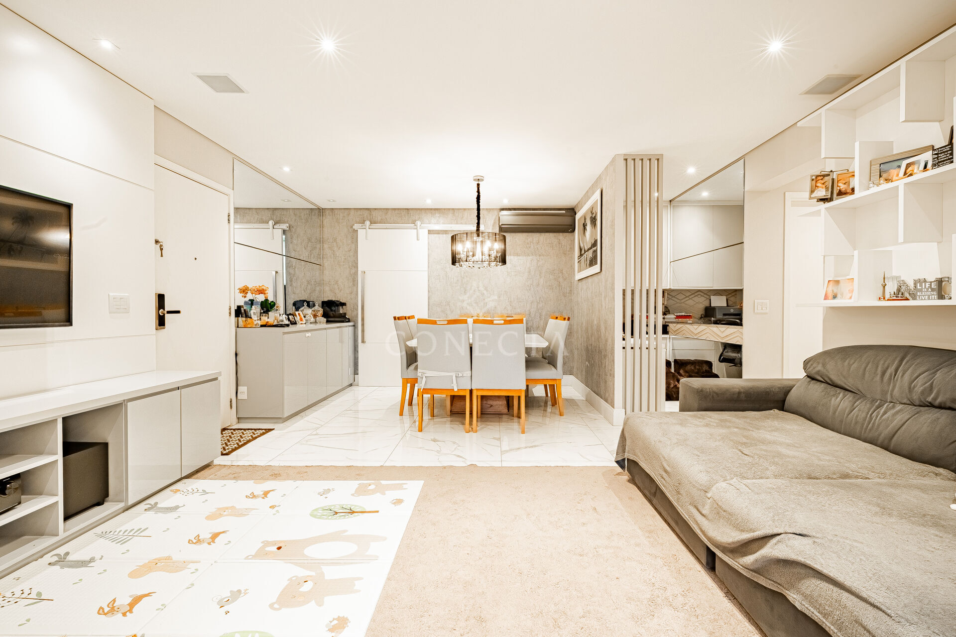Apartamento à venda com 3 quartos, 107m² - Foto 8