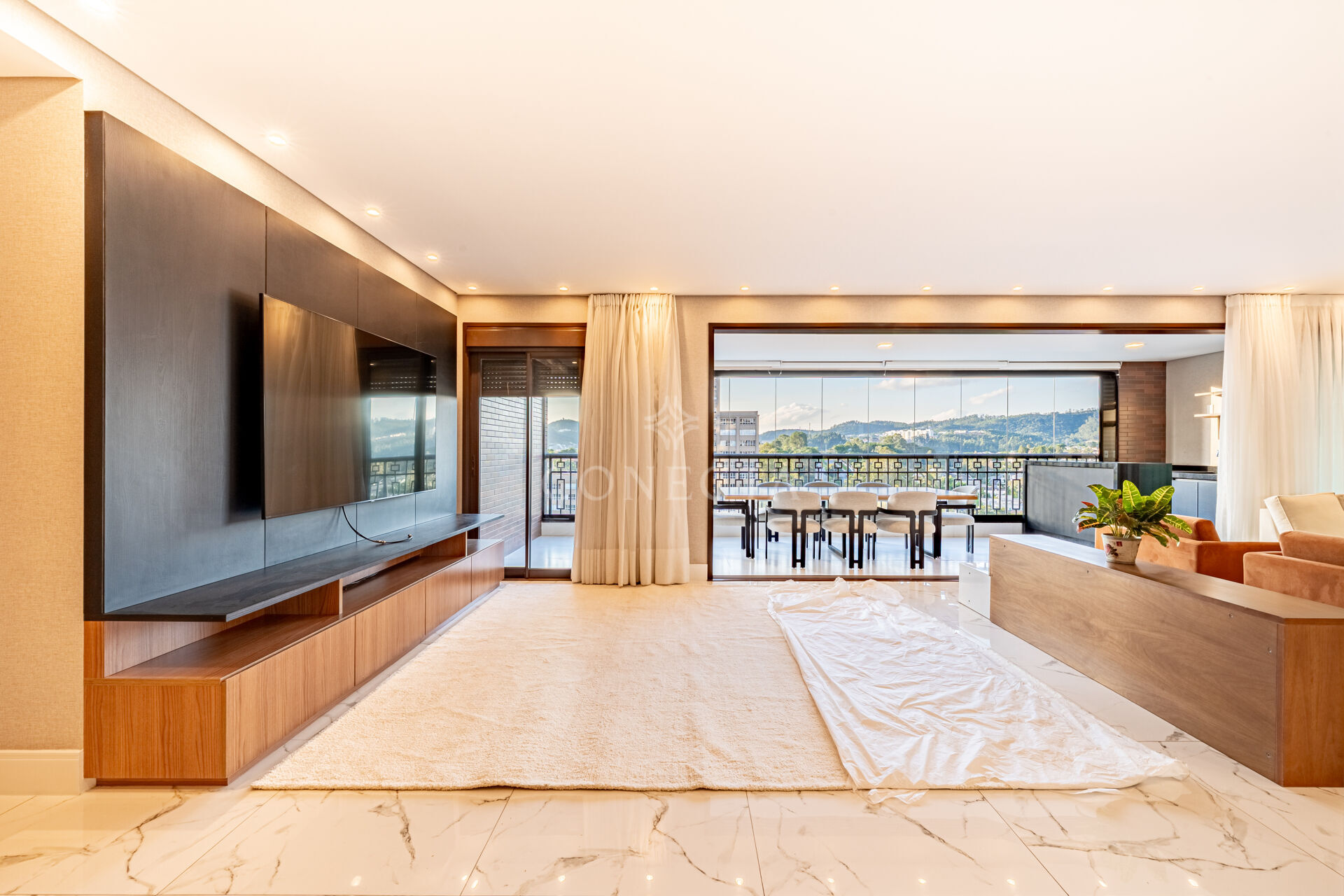 Apartamento, 3 quartos, 228 m² - Foto 1