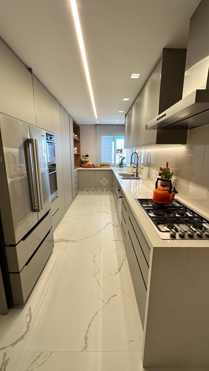 Apartamento, 3 quartos, 239 m² - Foto 10