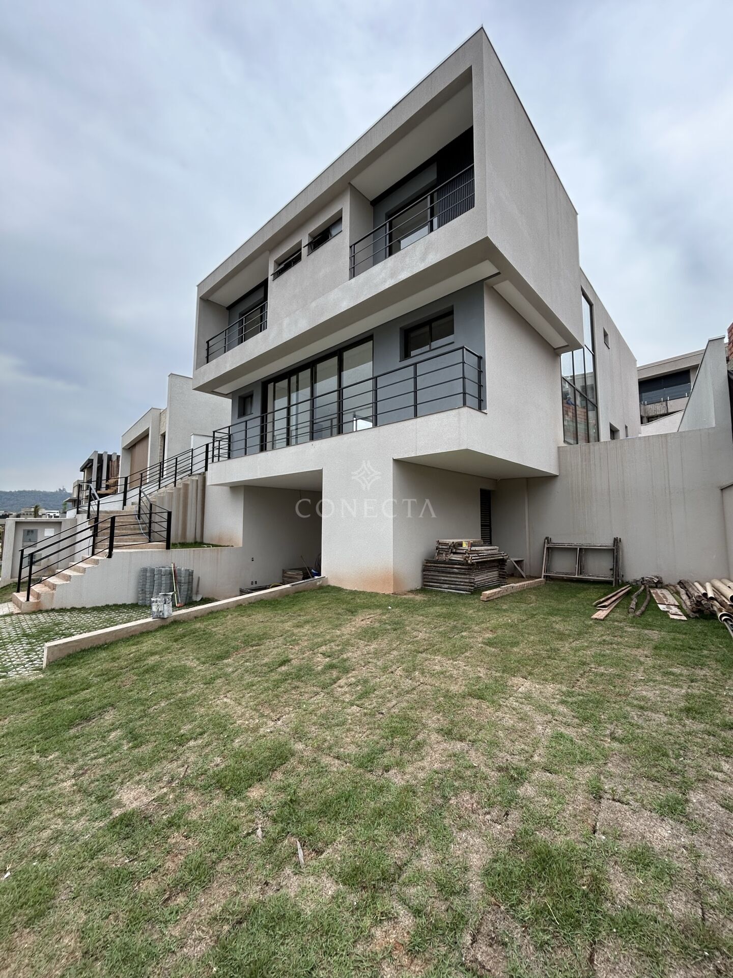 Casa à venda com 4 quartos, 362m² - Foto 32