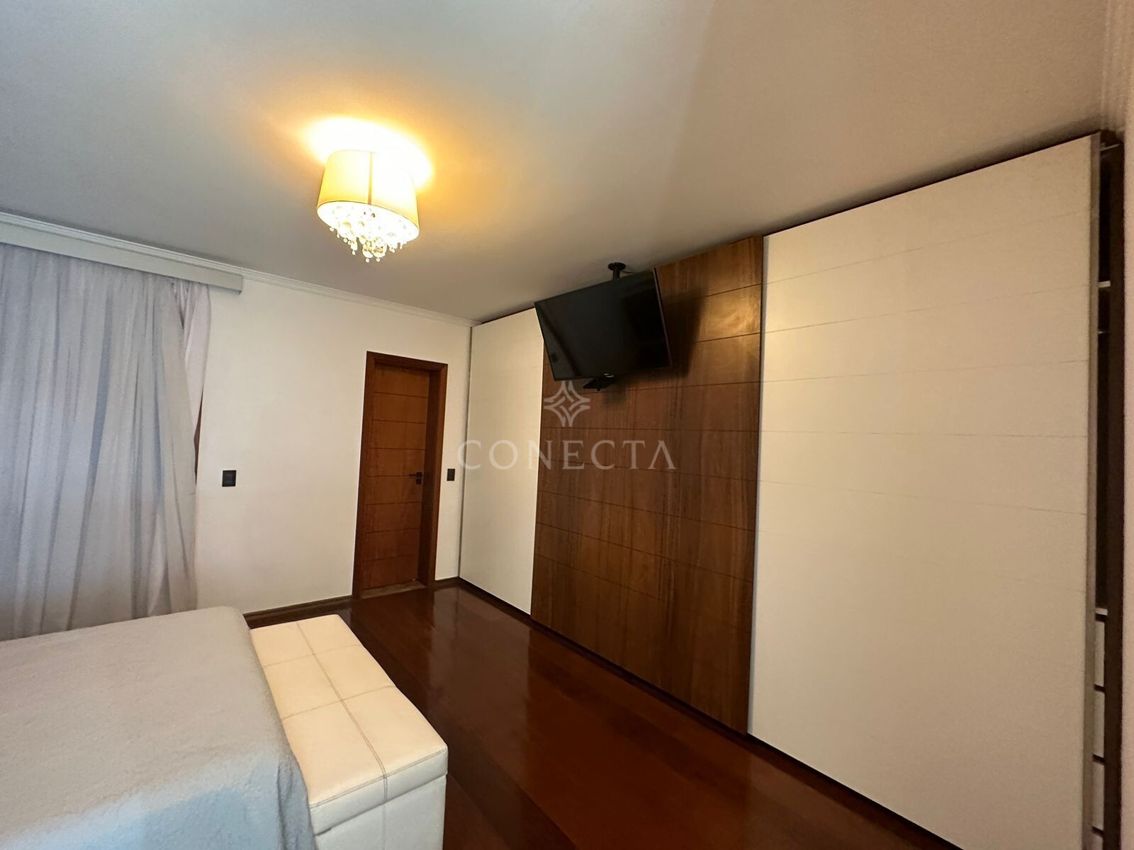 Casa à venda com 5 quartos, 1000m² - Foto 13