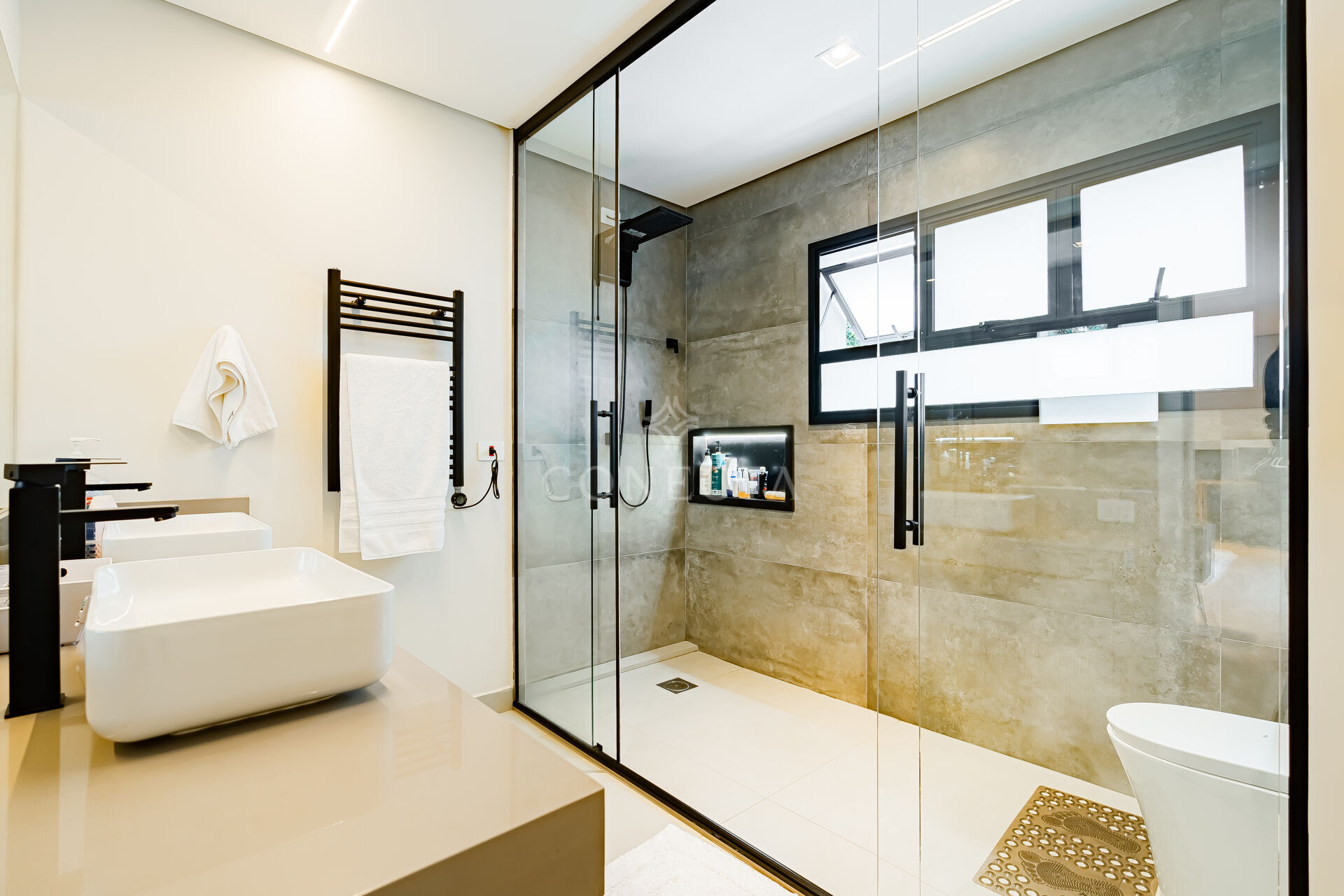 Casa para alugar com 4 quartos, 564m² - Foto 45