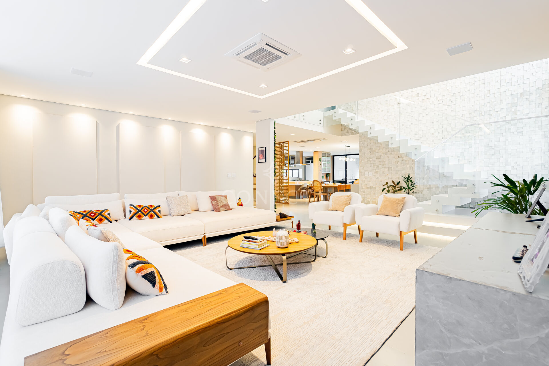 Casa para alugar com 4 quartos, 564m² - Foto 29