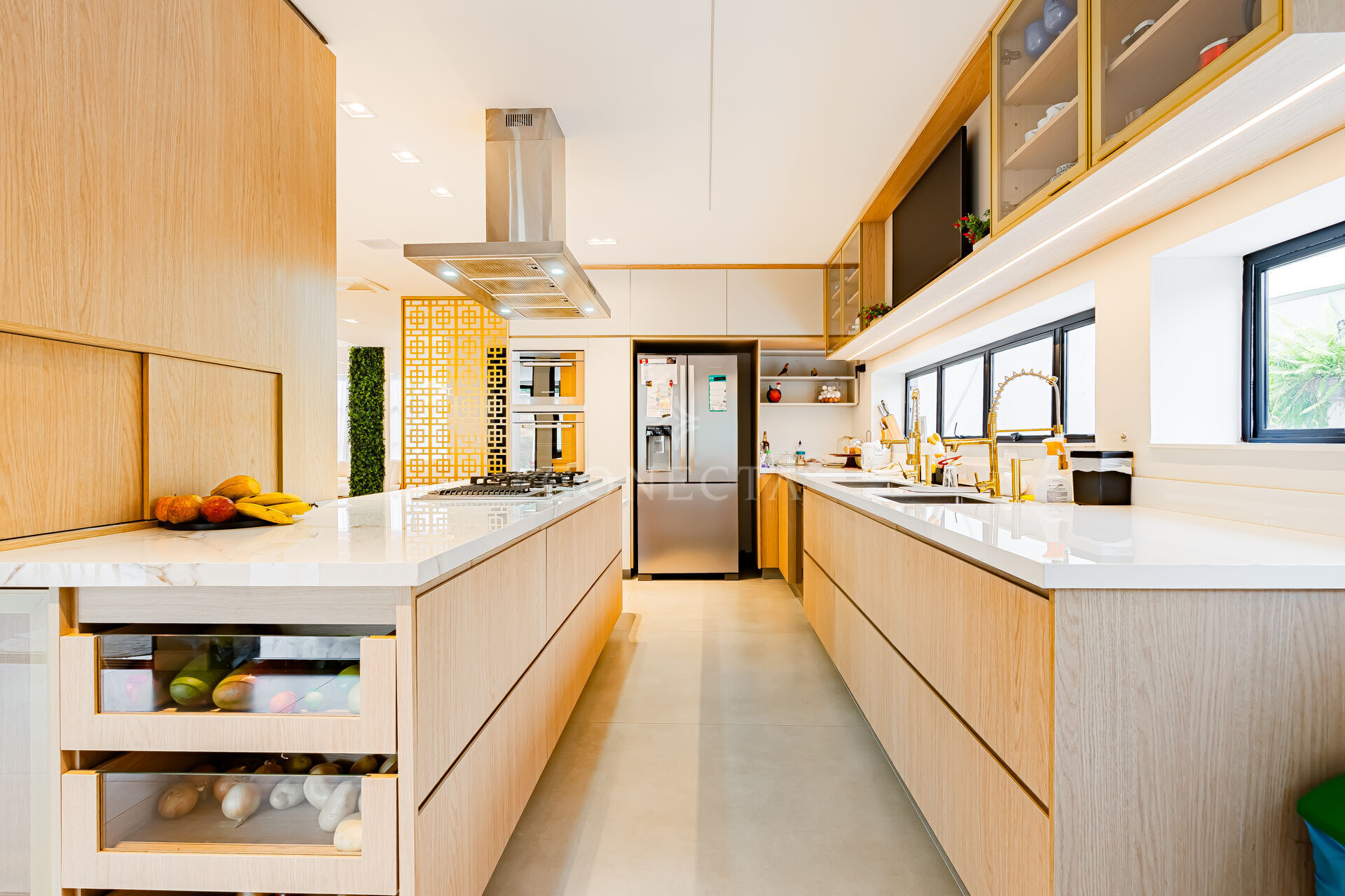 Casa para alugar com 4 quartos, 564m² - Foto 18