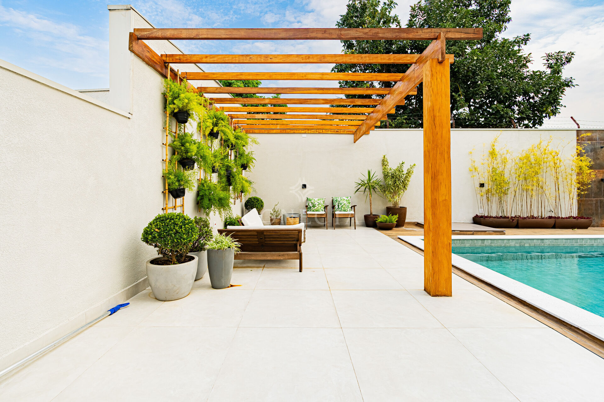 Casa para alugar com 4 quartos, 564m² - Foto 6