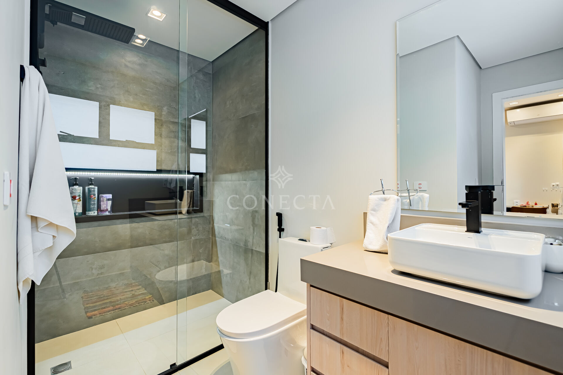 Casa para alugar com 4 quartos, 564m² - Foto 47