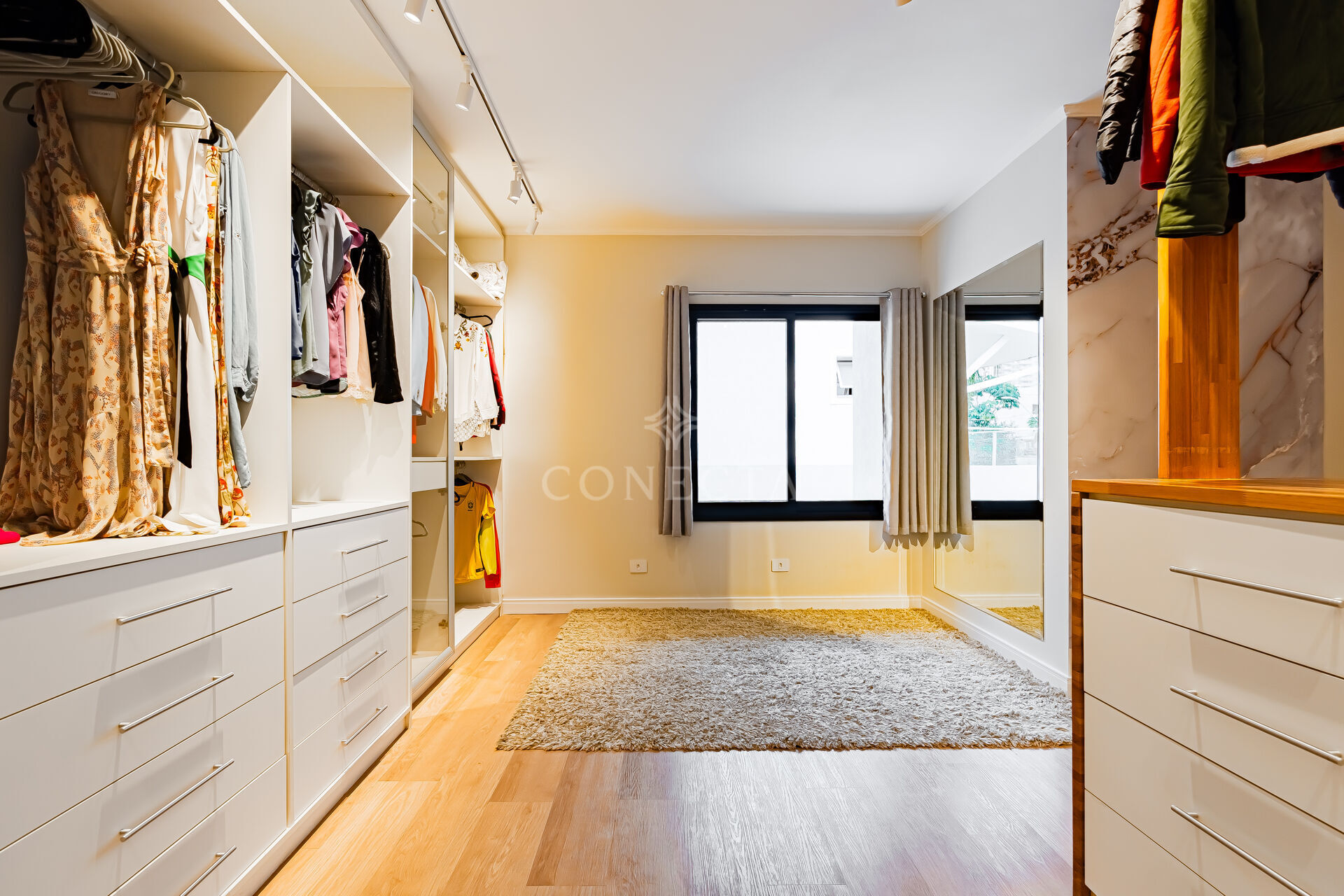 Casa para alugar com 4 quartos, 564m² - Foto 39