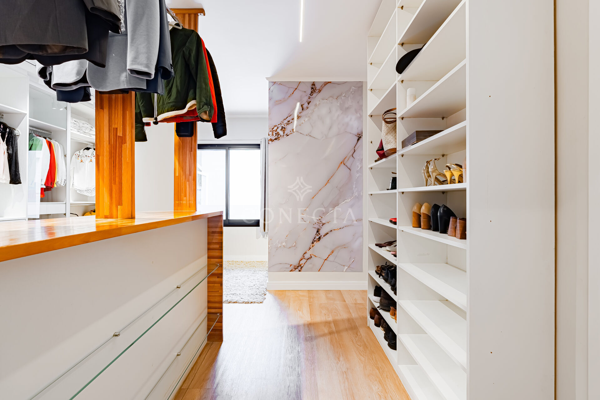 Casa para alugar com 4 quartos, 564m² - Foto 37