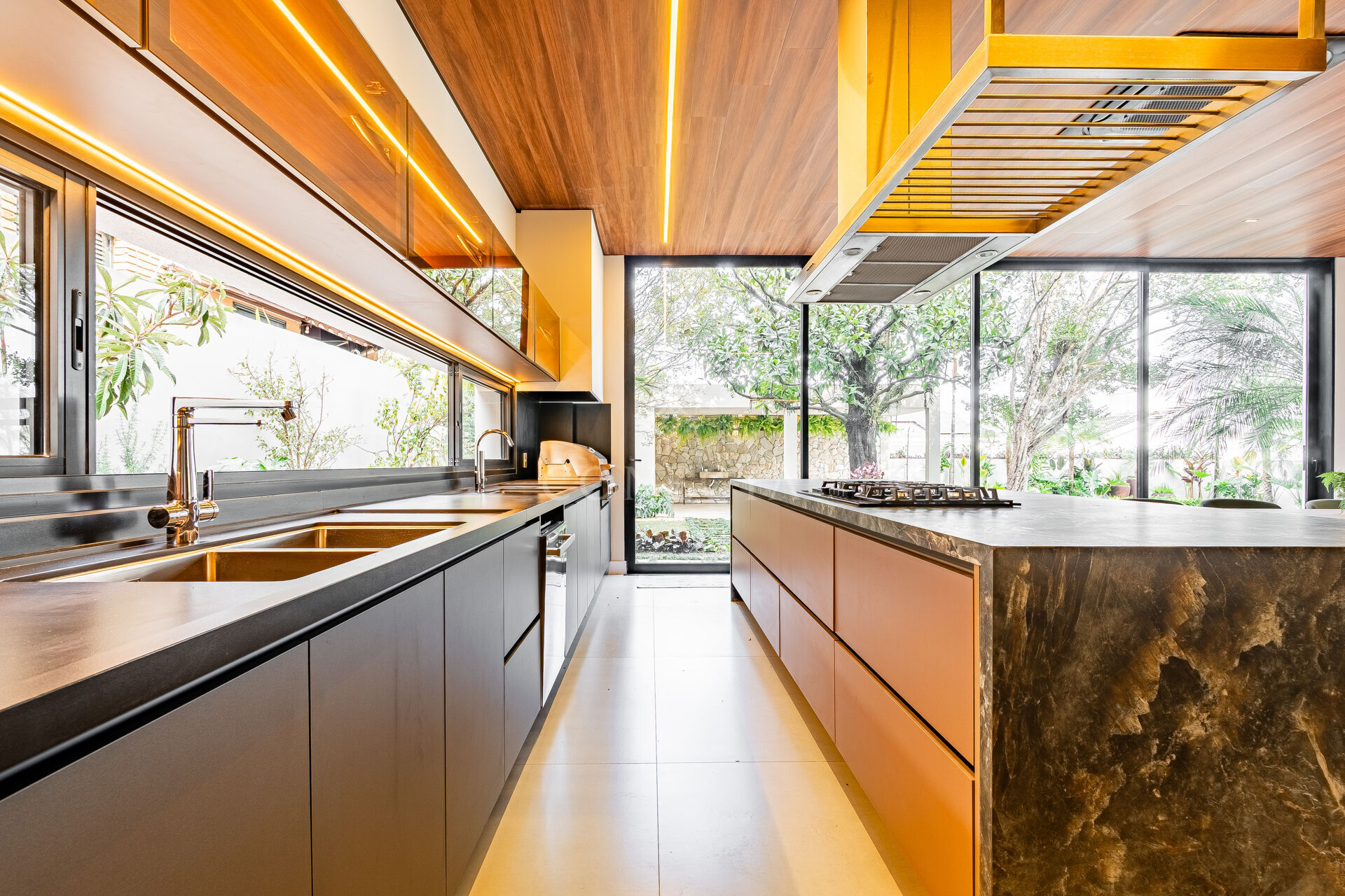 Casa, 5 quartos, 465 m² - Foto 17