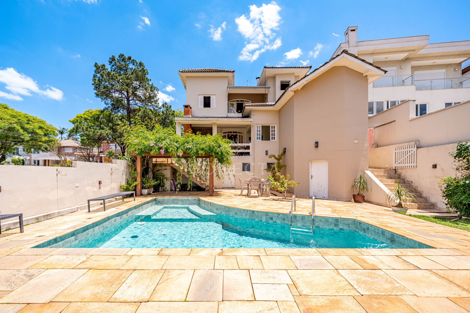 Casa, 4 quartos, 398 m² - Foto 2