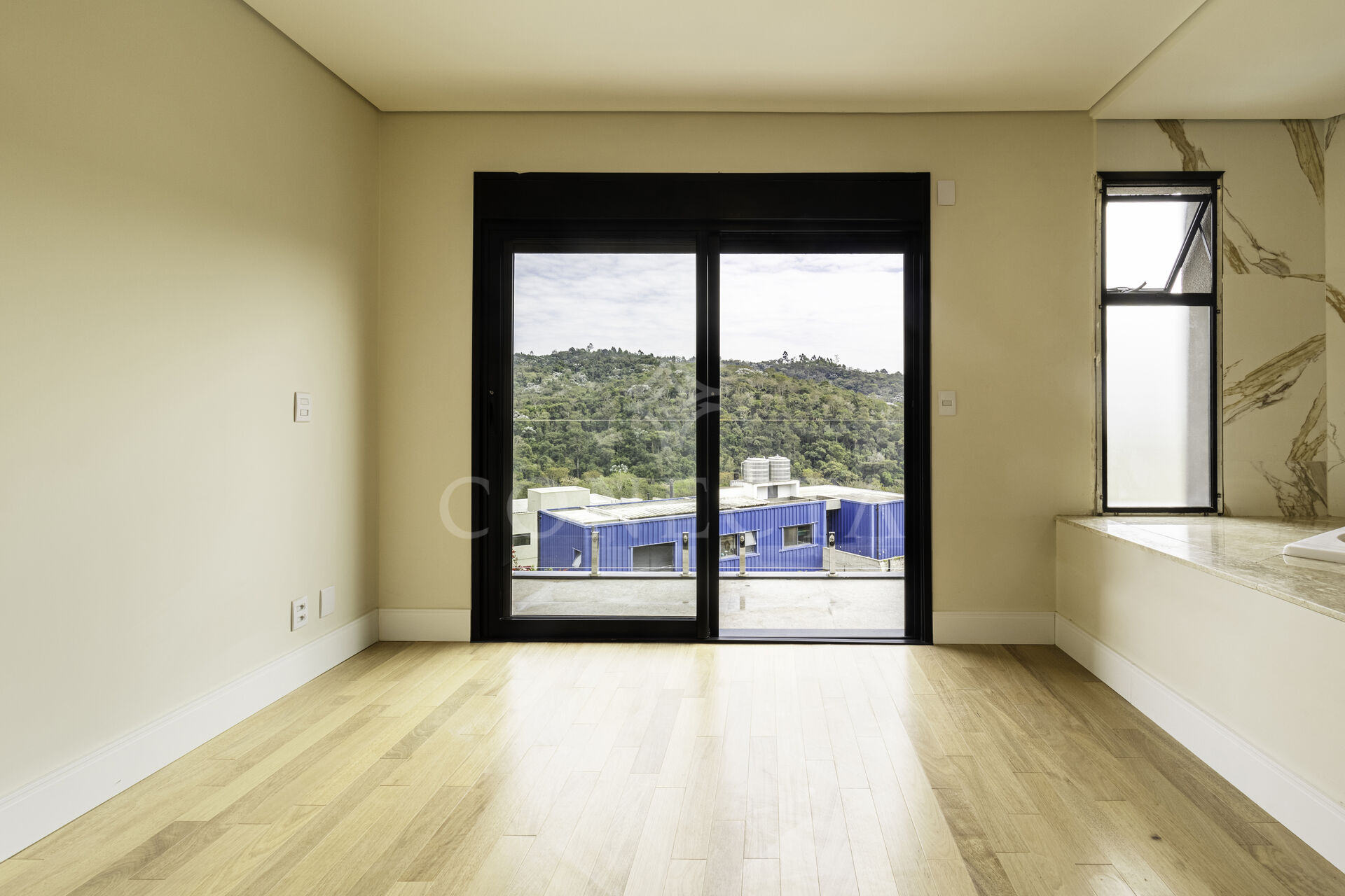 Casa à venda com 4 quartos, 398m² - Foto 10