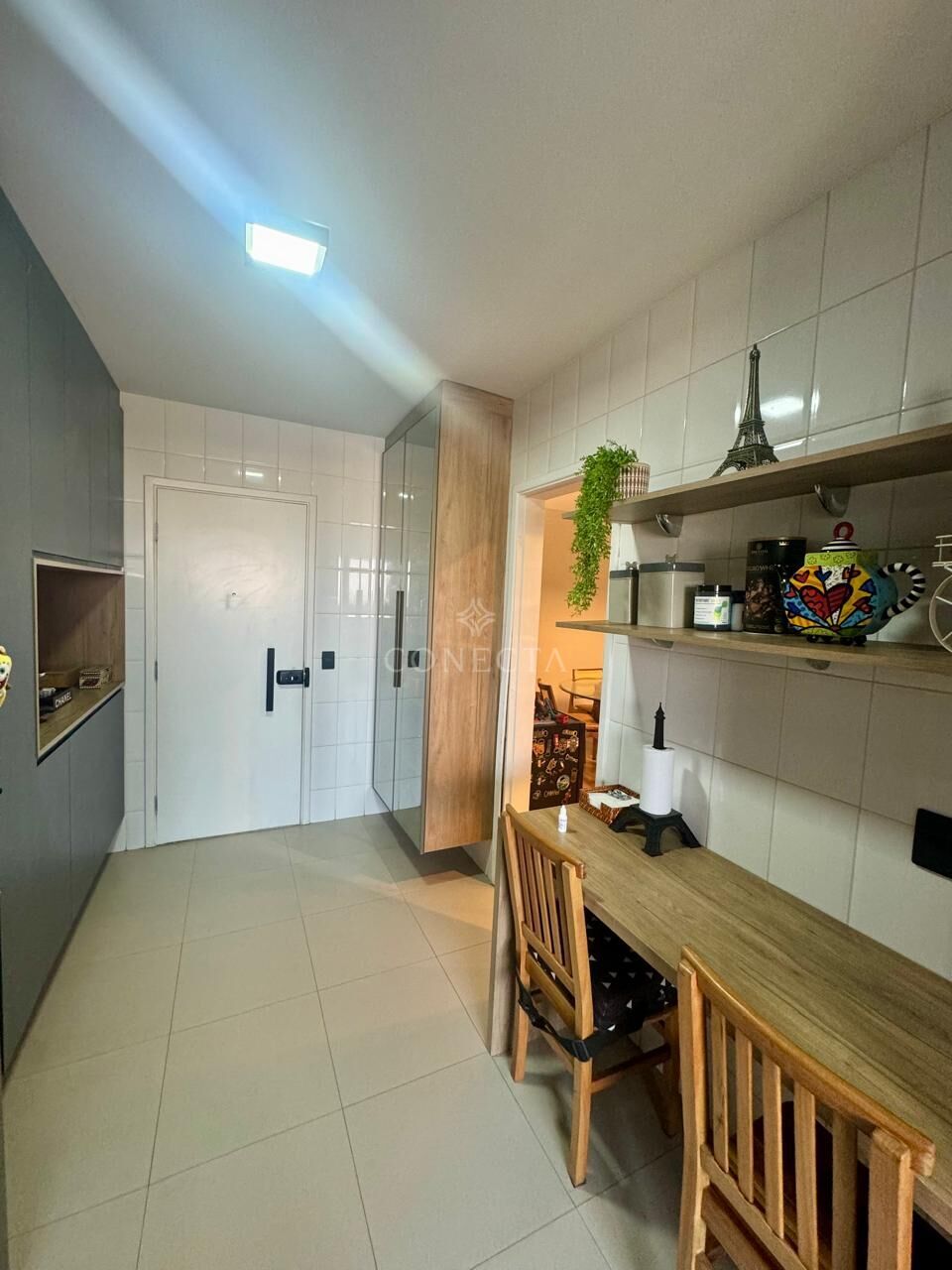 Apartamento para alugar com 3 quartos, 170m² - Foto 12